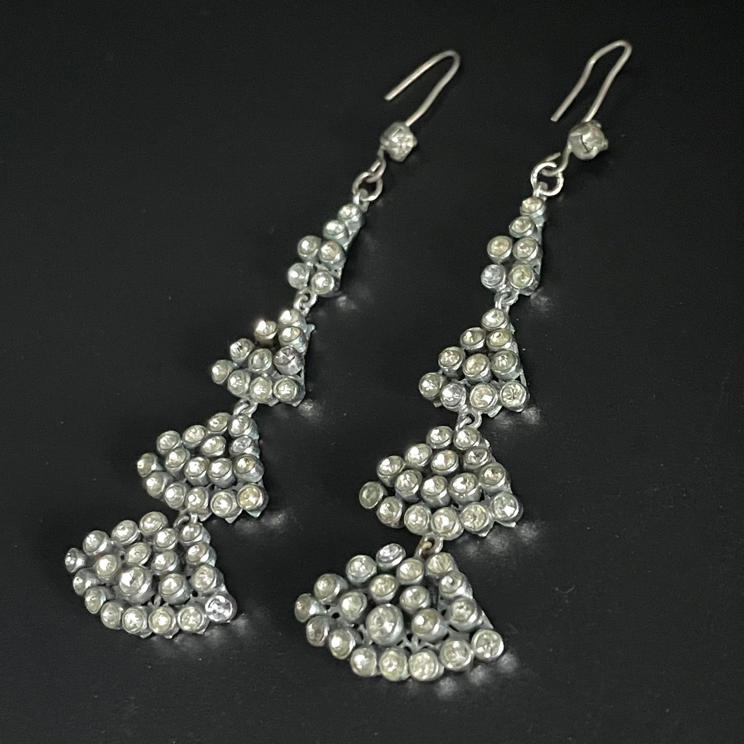 Long vintage Art Deco ice clear rhinestone and silver tone filigree dangle statement earrings for pierced ears