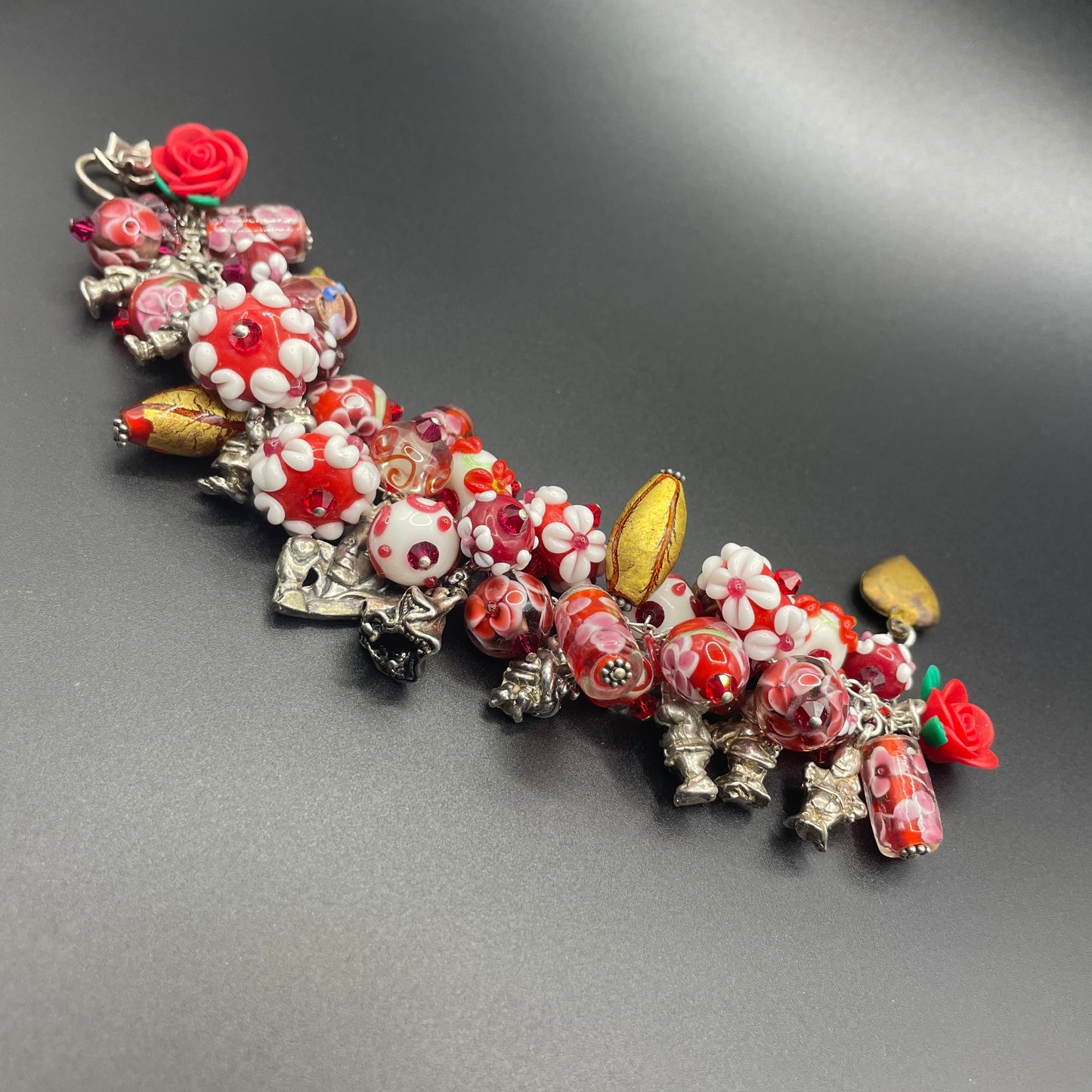 Vintage Disney Snow White and the seven dwarfs 925 sterling silver charm bracelet with a multitude of chunky handcrafted Murano glass beads