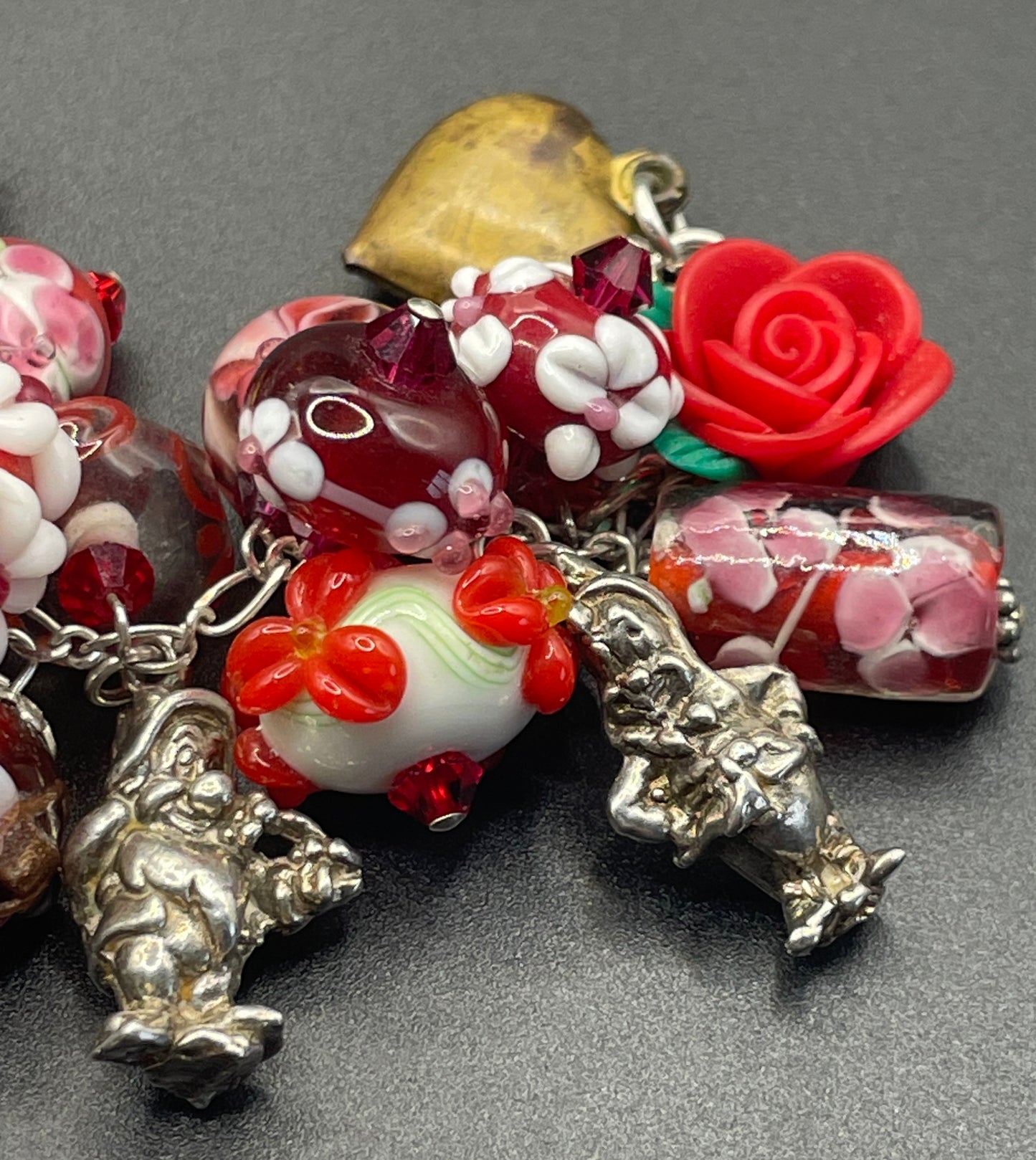 Vintage Disney Snow White and the seven dwarfs 925 sterling silver charm bracelet with a multitude of chunky handcrafted Murano glass beads