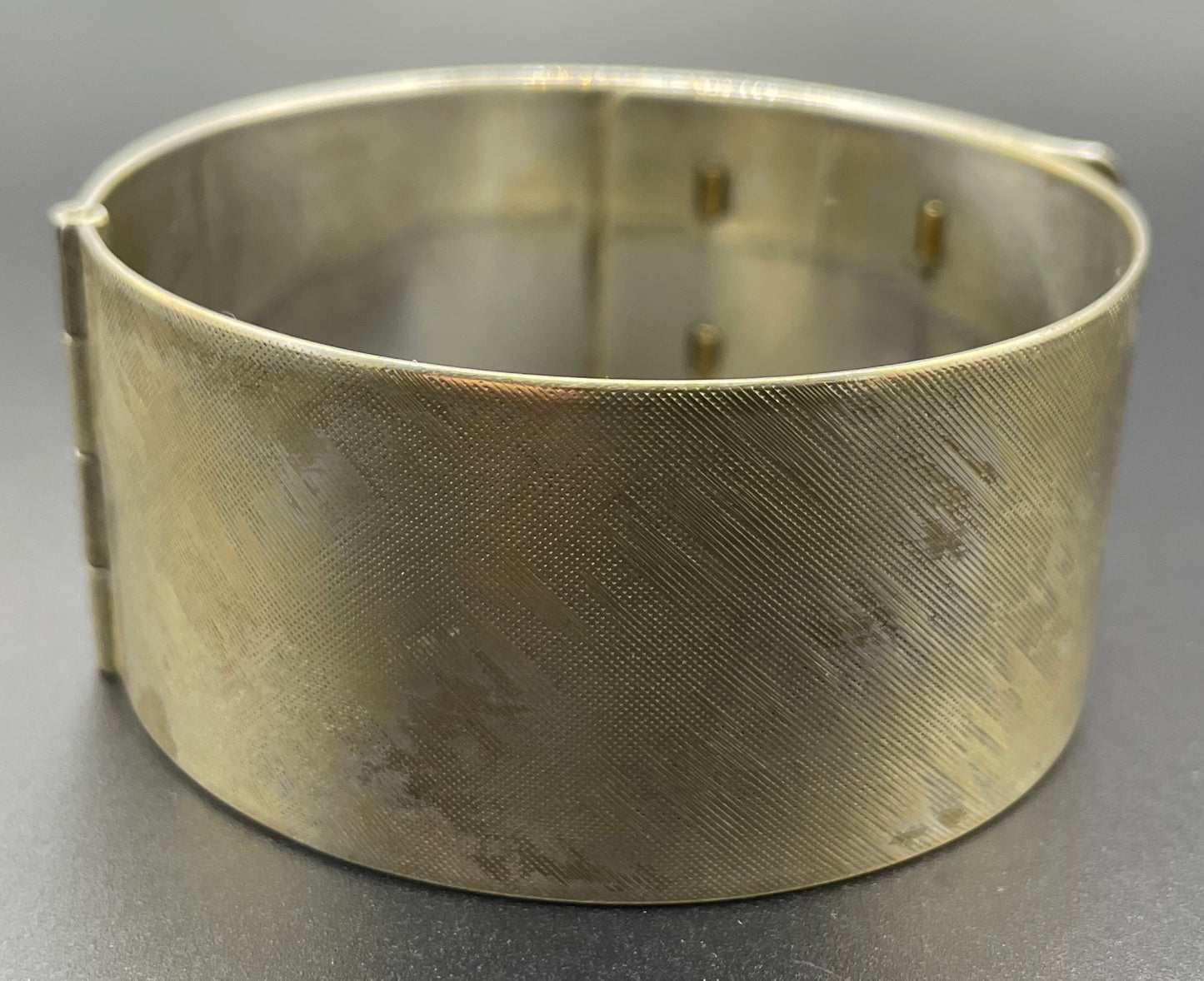 Vintage Art Deco engine turned machine age gold tone gilded on silver tone wide bangle bracelet hinged cuff, abstract Bauhaus design