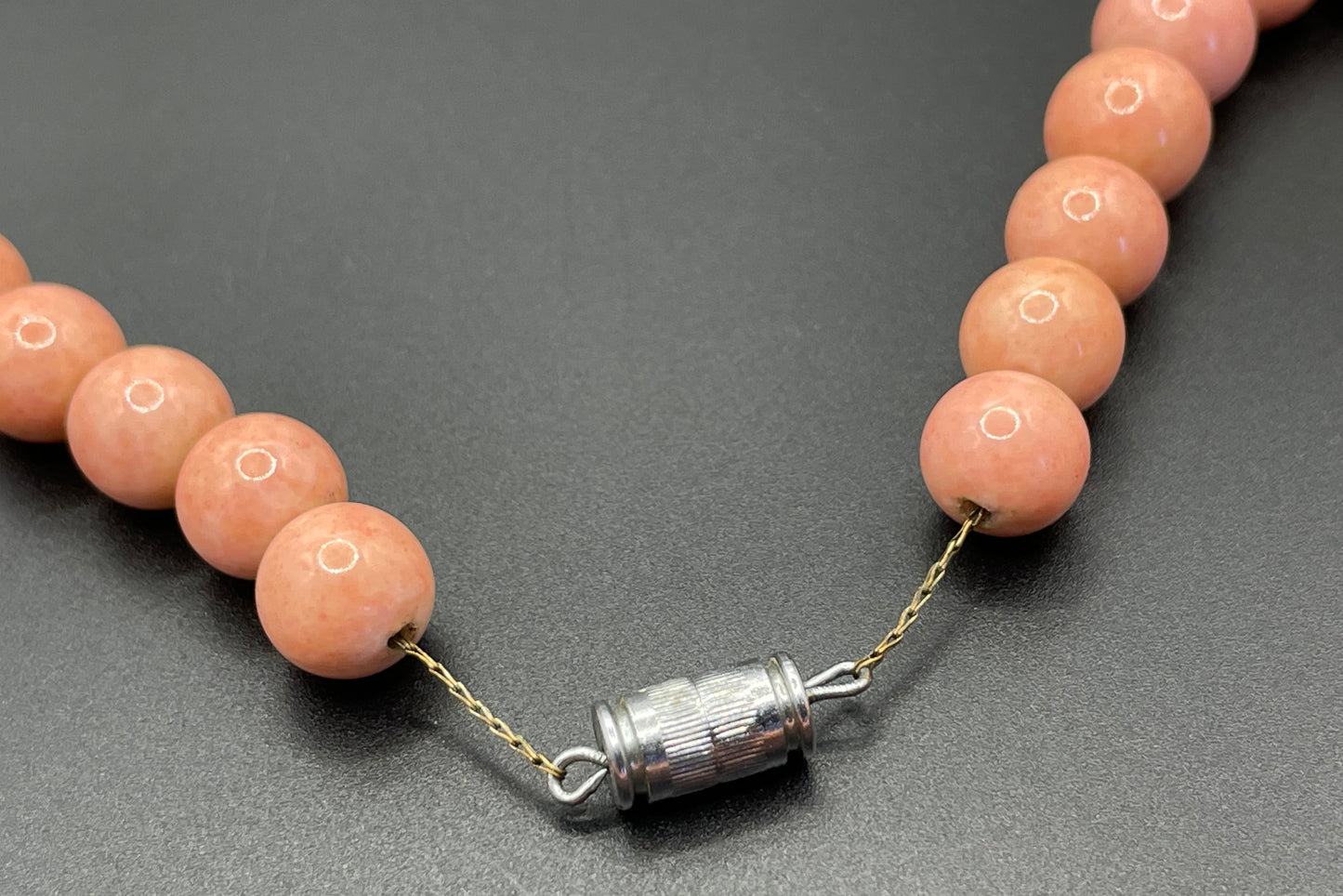 Vintage possible Louis Rousselet Art Deco pink Peking style glass bead necklace, on foxtail chain, really large, chunky beads