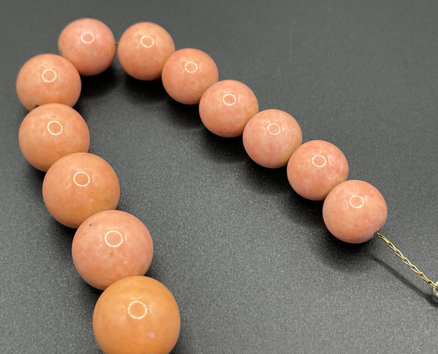 Vintage possible Louis Rousselet Art Deco pink Peking style glass bead necklace, on foxtail chain, really large, chunky beads