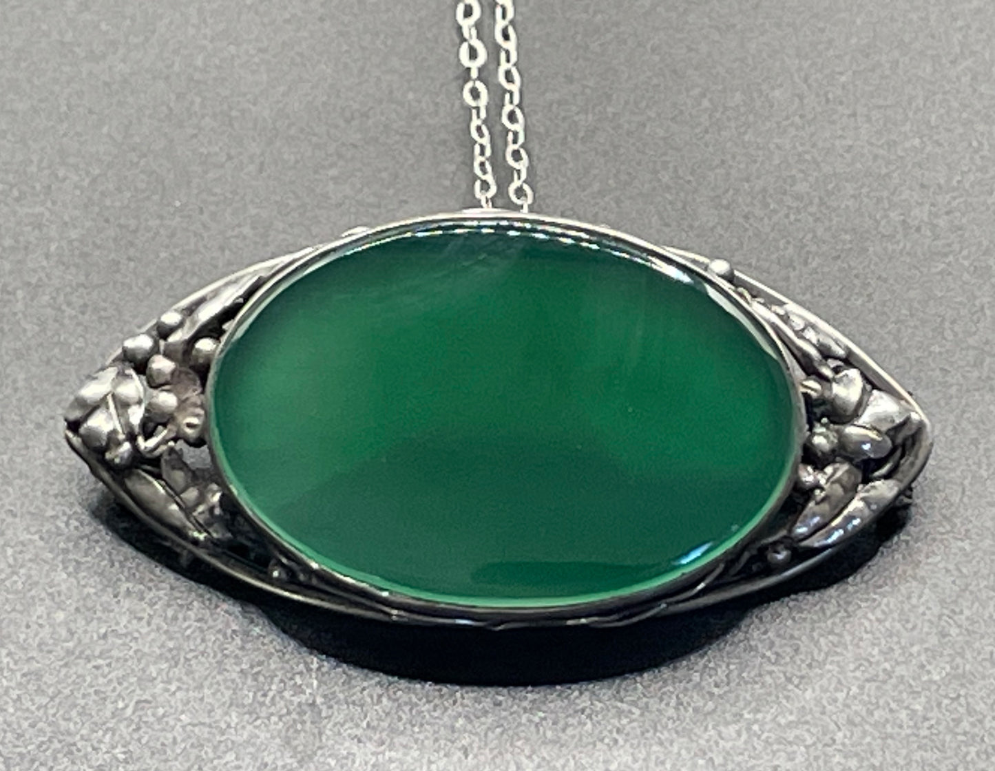 Vintage/antique sterling silver (tested) green gemstone (chrysoprase?) & Art Nouveau or Arts and Crafts brooch /pendant with sterling chain