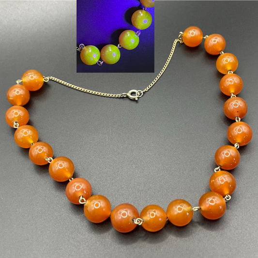 Vintage Art Deco uranium glass Carnelian coloured beaded necklace, lovely orange beads that glow yellow under UV light