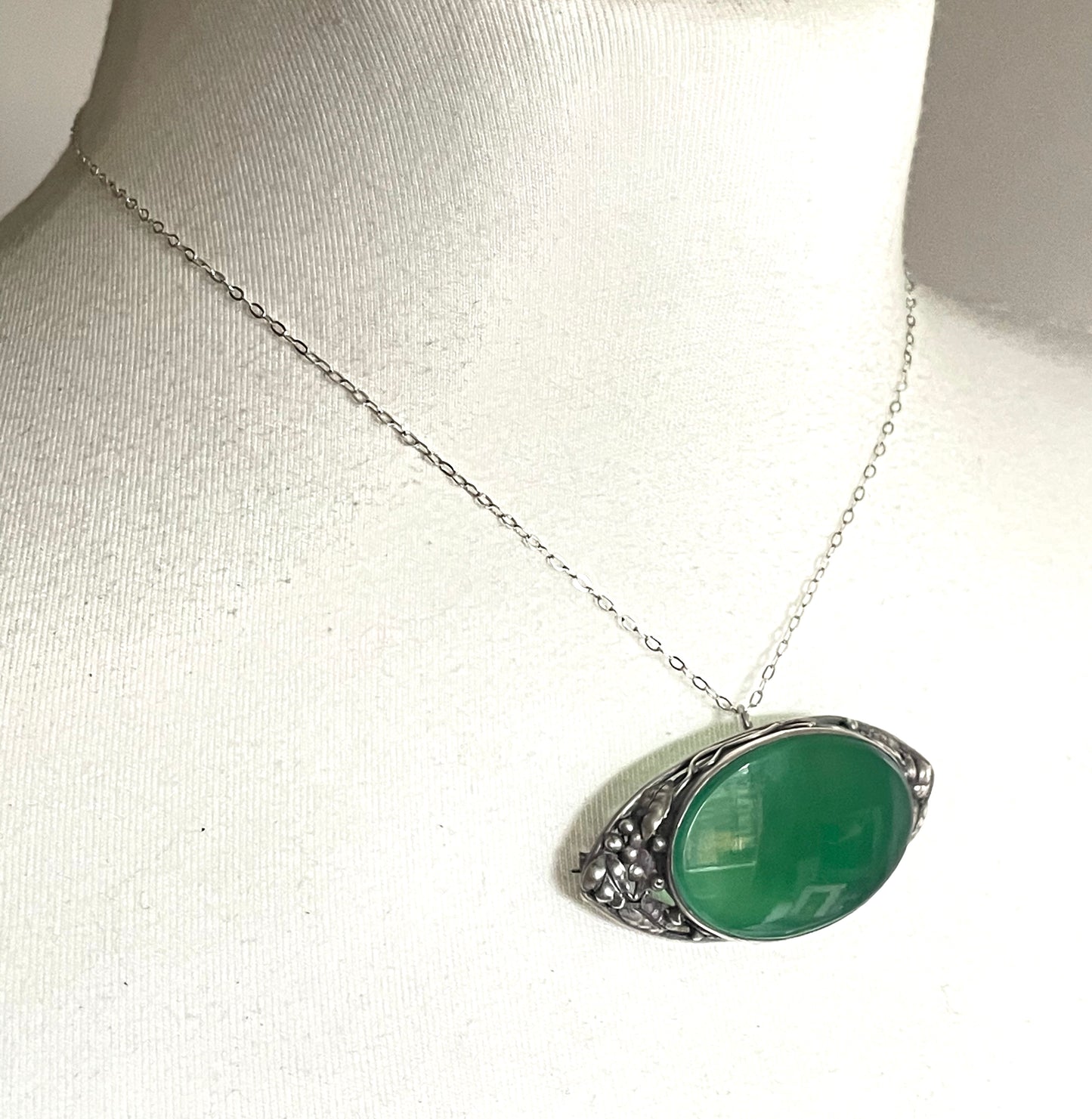 Vintage/antique sterling silver (tested) green gemstone (chrysoprase?) & Art Nouveau or Arts and Crafts brooch /pendant with sterling chain