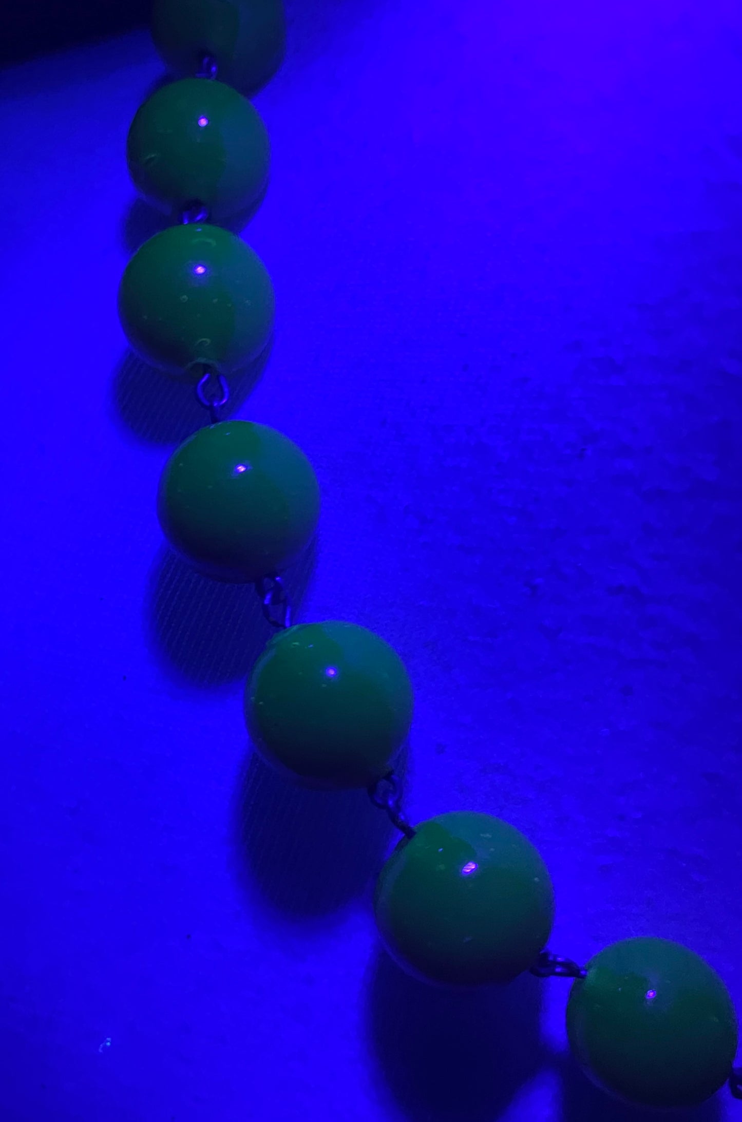 Vintage Art Deco uranium glass Carnelian coloured beaded necklace, lovely orange beads that glow yellow under UV light
