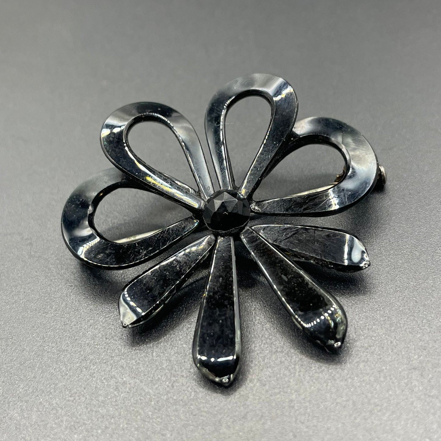 Antique French jet bow brooch - Victorian Vauxhall glass, black ribbon design all in moulded / poured glass with faceted glass centre