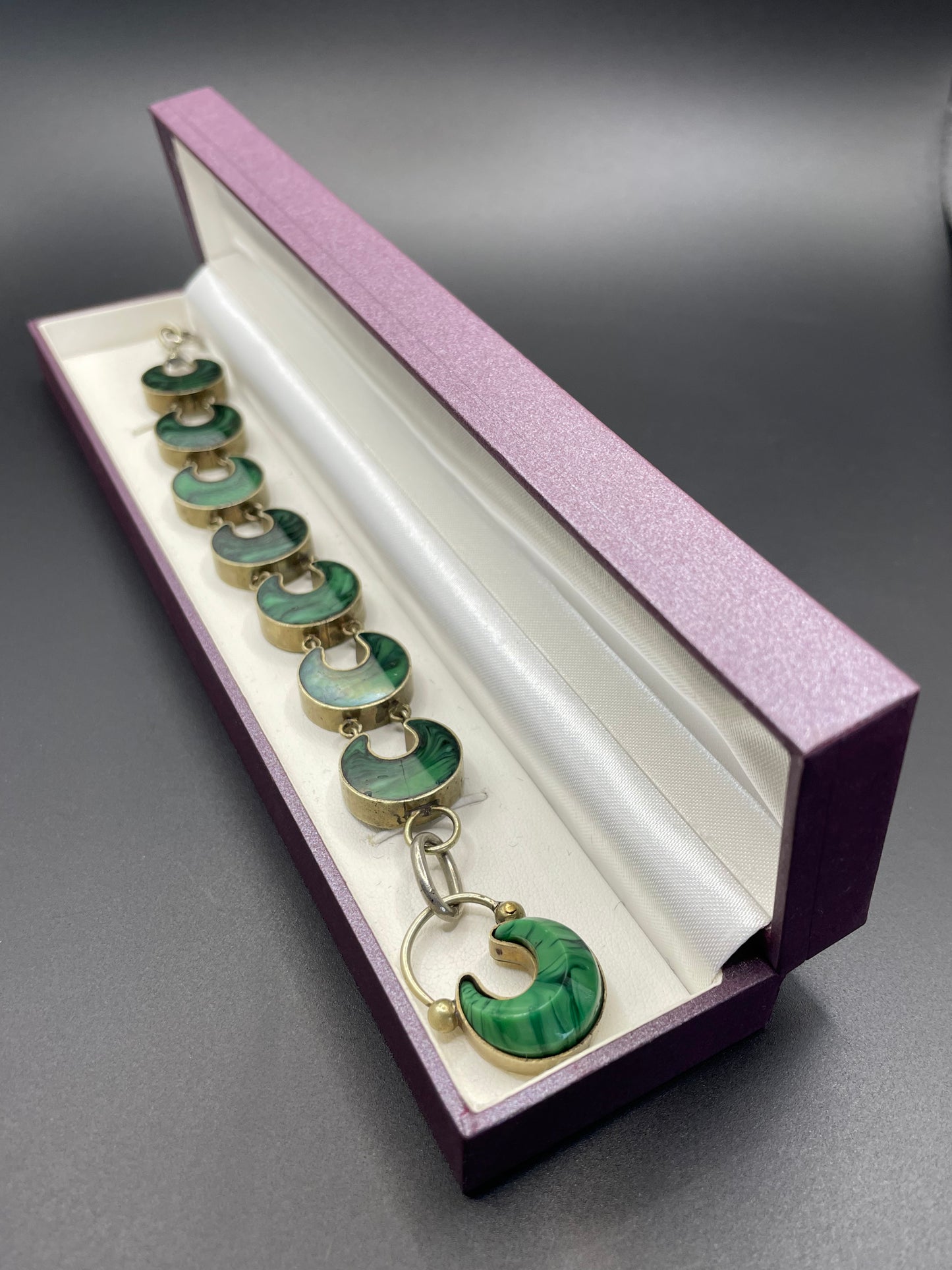 Antique Victorian double-sided agate and malachite crescent moon panel bracelet with beautiful padlock clasp