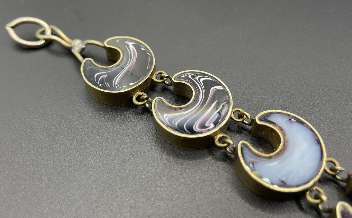 Antique Victorian double-sided agate and malachite crescent moon panel bracelet with beautiful padlock clasp