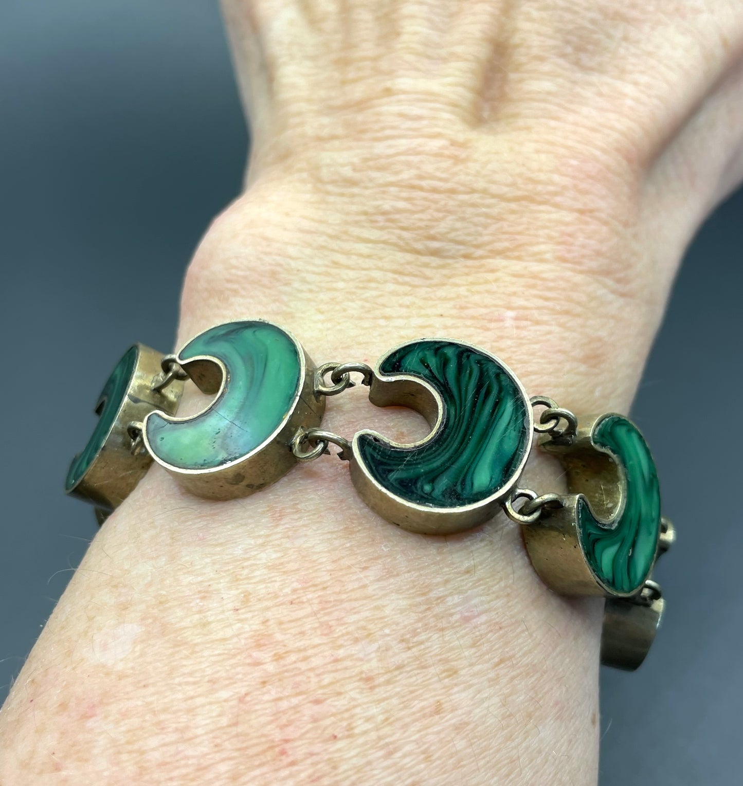 Antique Victorian double-sided agate and malachite crescent moon panel bracelet with beautiful padlock clasp