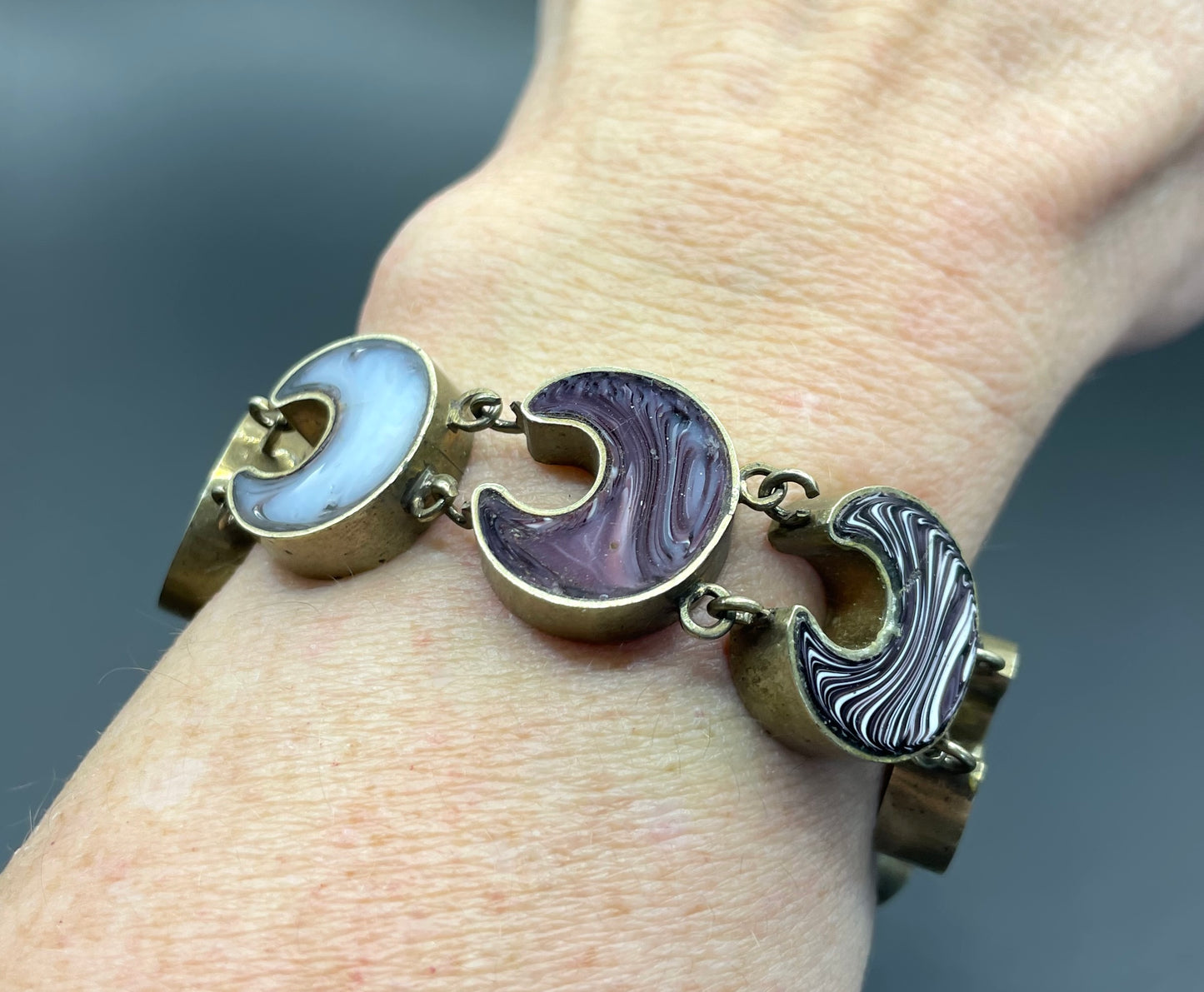 Antique Victorian double-sided agate and malachite crescent moon panel bracelet with beautiful padlock clasp