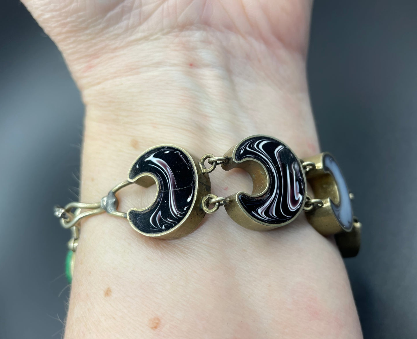 Antique Victorian double-sided agate and malachite crescent moon panel bracelet with beautiful padlock clasp