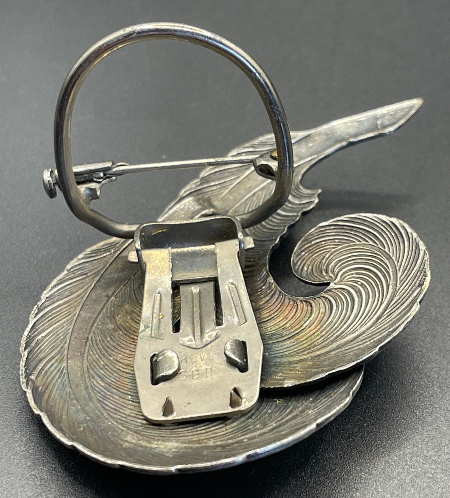 Vintage silver tone double feather design combined brooch and scarf clip, trombone clasp, perhaps made in France
