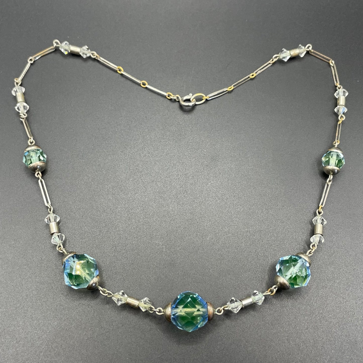 Vintage bi-colour uranium glass green and blue coloured faceted crystal bead Art Deco necklace, crystal that glows under UV / black light