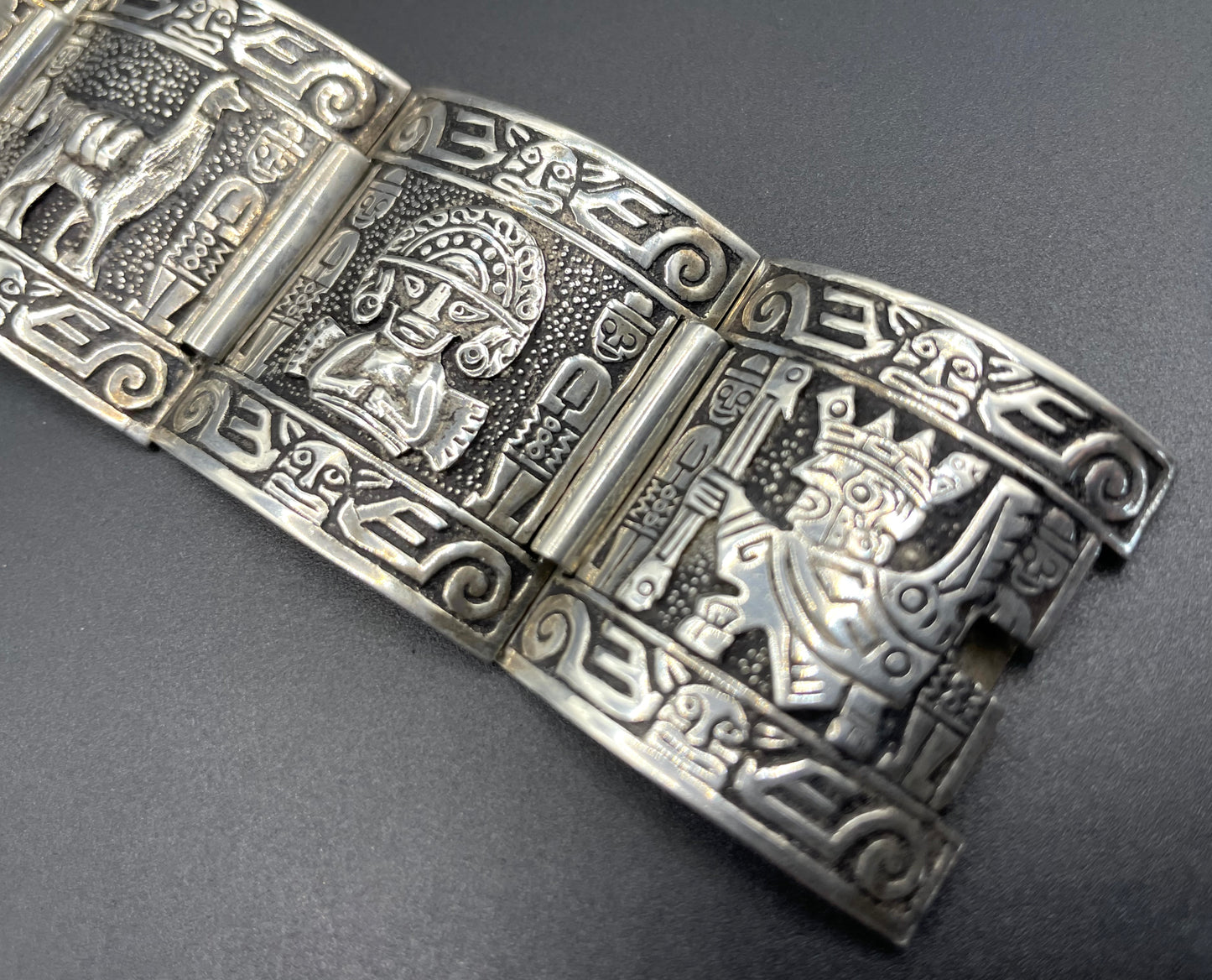Vintage 925 sterling silver wide panel cuff storyteller bracelet - six South American scenes, 48 grams