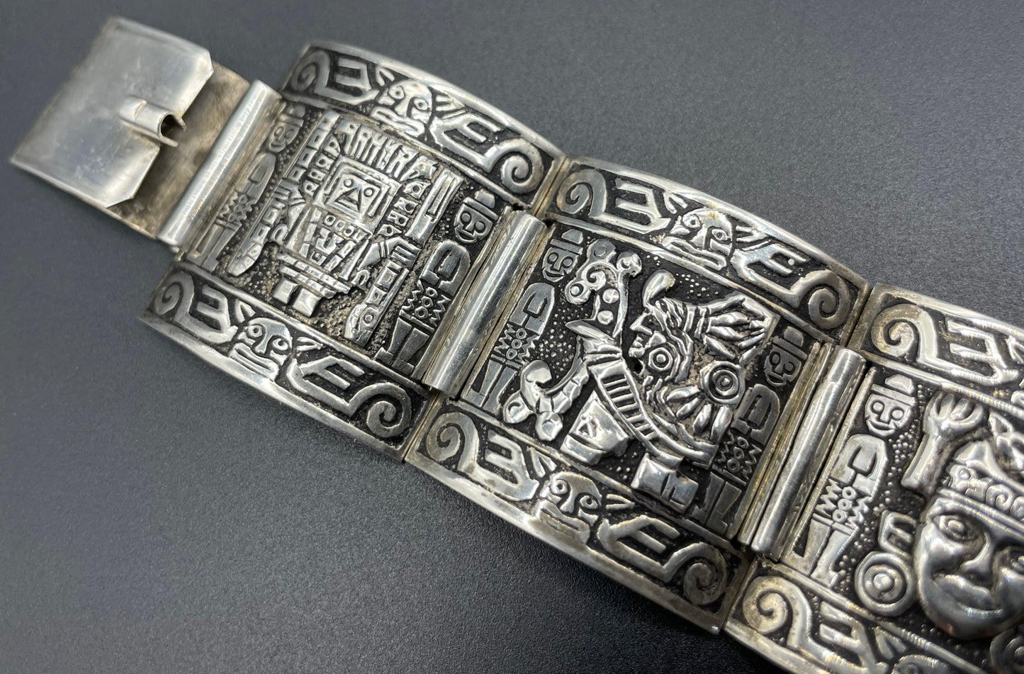 Vintage 925 sterling silver wide panel cuff storyteller bracelet - six South American scenes, 48 grams