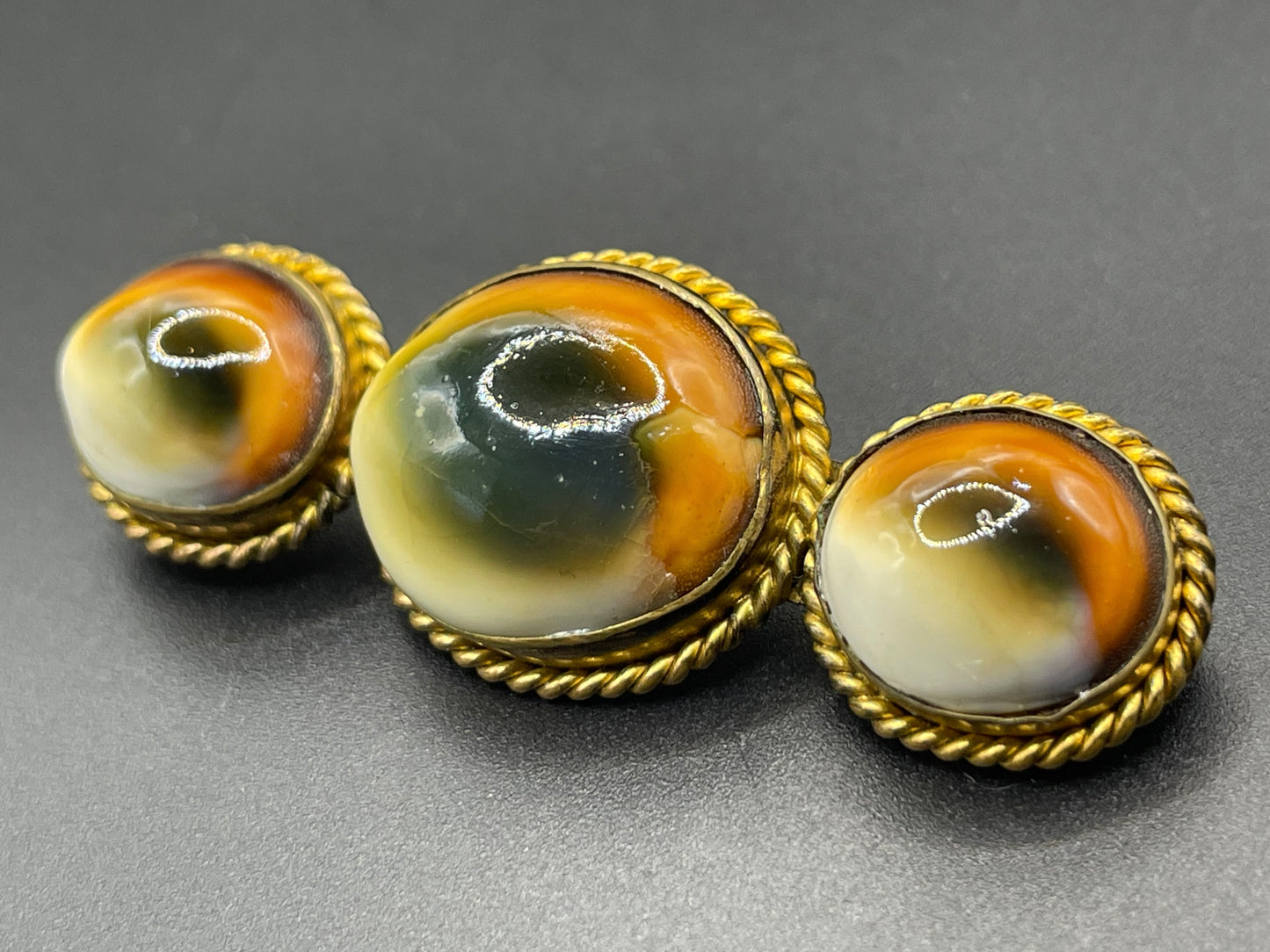 Vintage gold tone and operculum Victorian triple large cabochon brooch - pinchbeck or gold plated