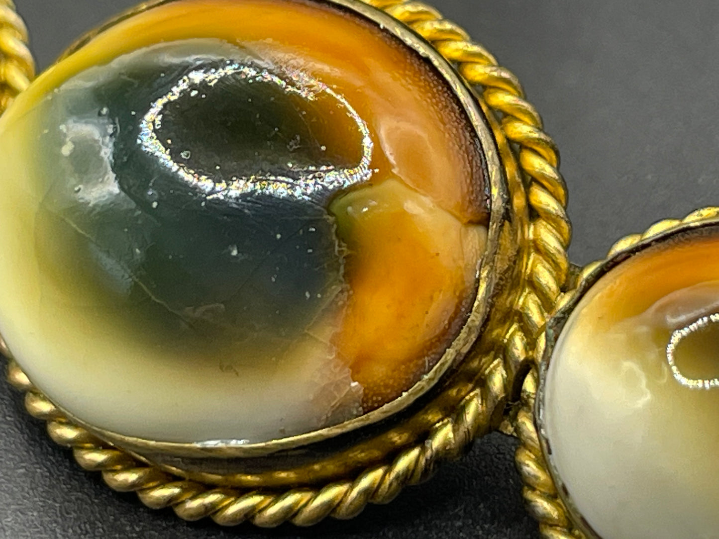 Vintage gold tone and operculum Victorian triple large cabochon brooch - pinchbeck or gold plated