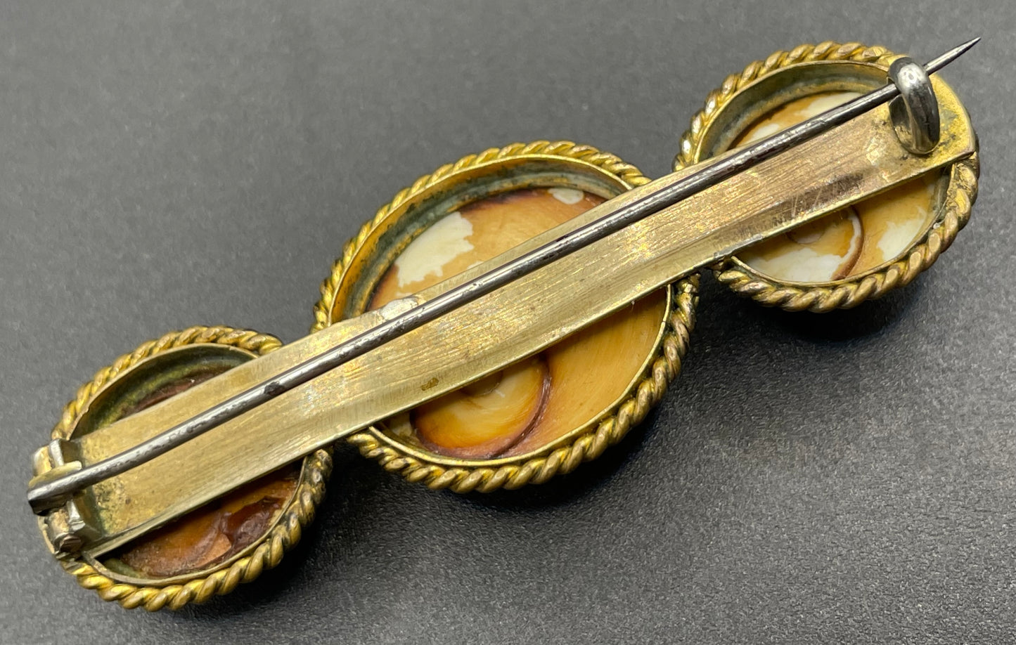 Vintage gold tone and operculum Victorian triple large cabochon brooch - pinchbeck or gold plated