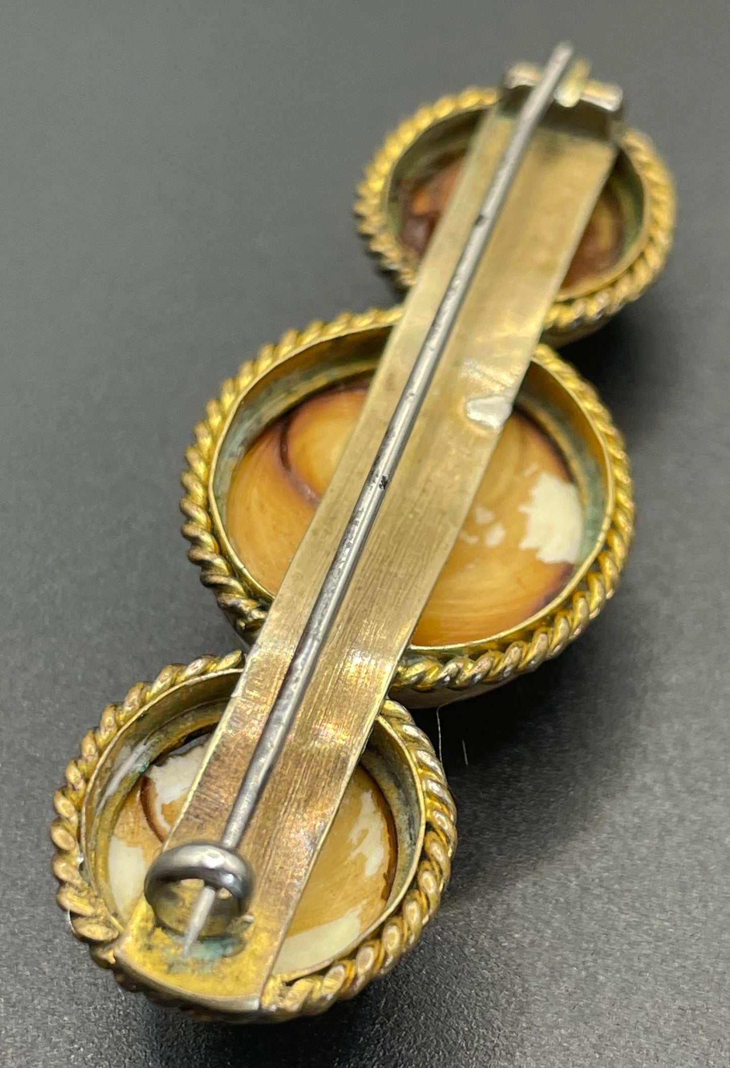 Vintage gold tone and operculum Victorian triple large cabochon brooch - pinchbeck or gold plated