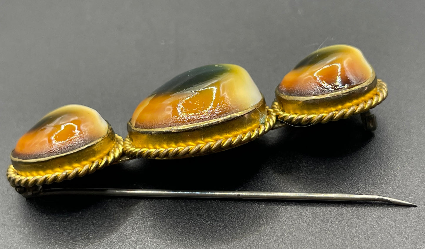 Vintage gold tone and operculum Victorian triple large cabochon brooch - pinchbeck or gold plated
