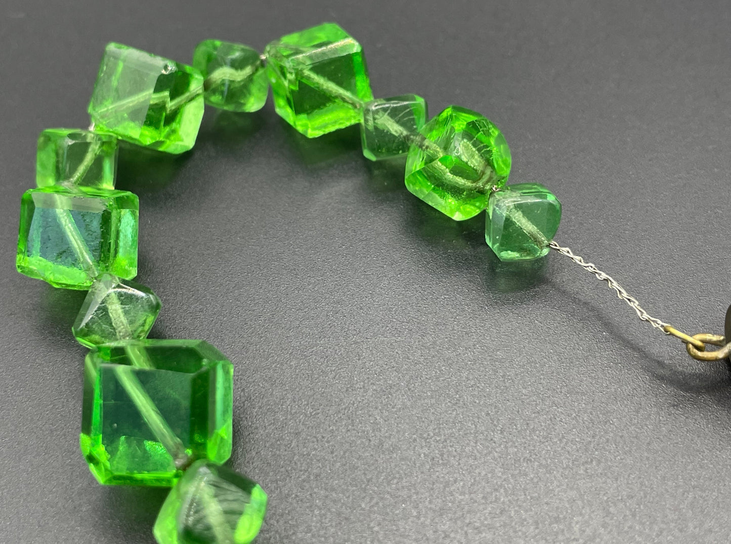 Vintage uranium glass faceted bead graduated Art Deco necklace - fabulous beads that glow under UV light, on foxtail chain