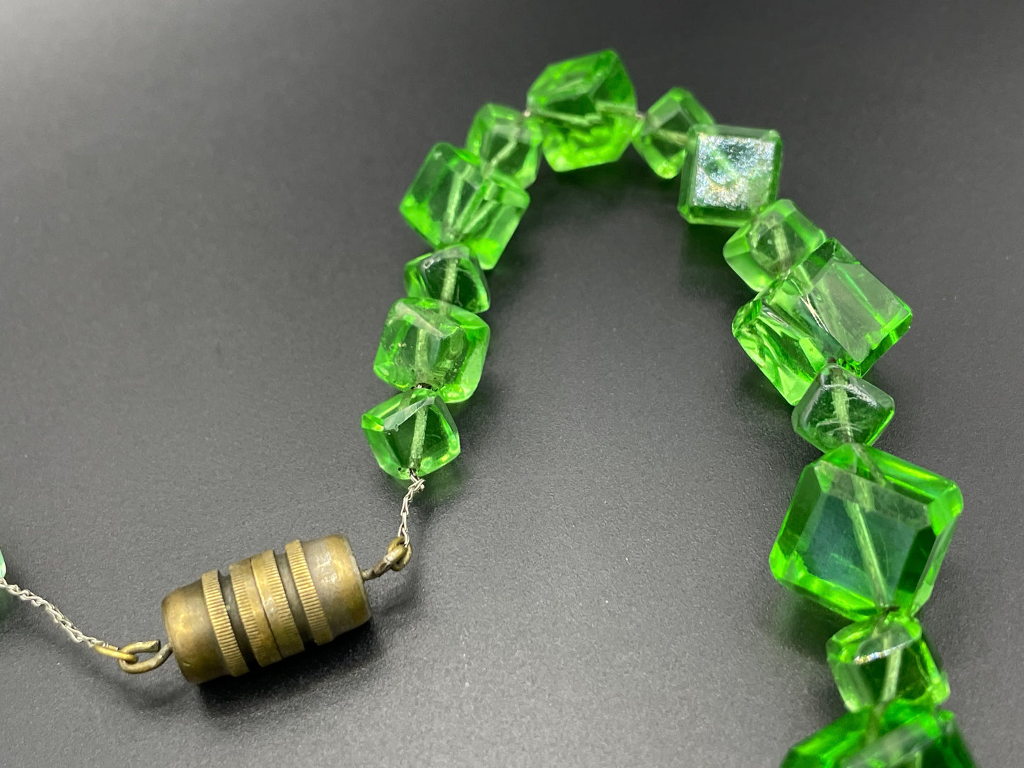 Vintage uranium glass faceted bead graduated Art Deco necklace - fabulous beads that glow under UV light, on foxtail chain