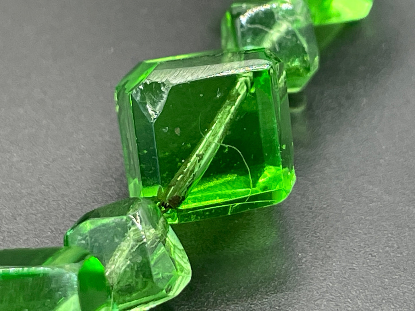 Vintage uranium glass faceted bead graduated Art Deco necklace - fabulous beads that glow under UV light, on foxtail chain