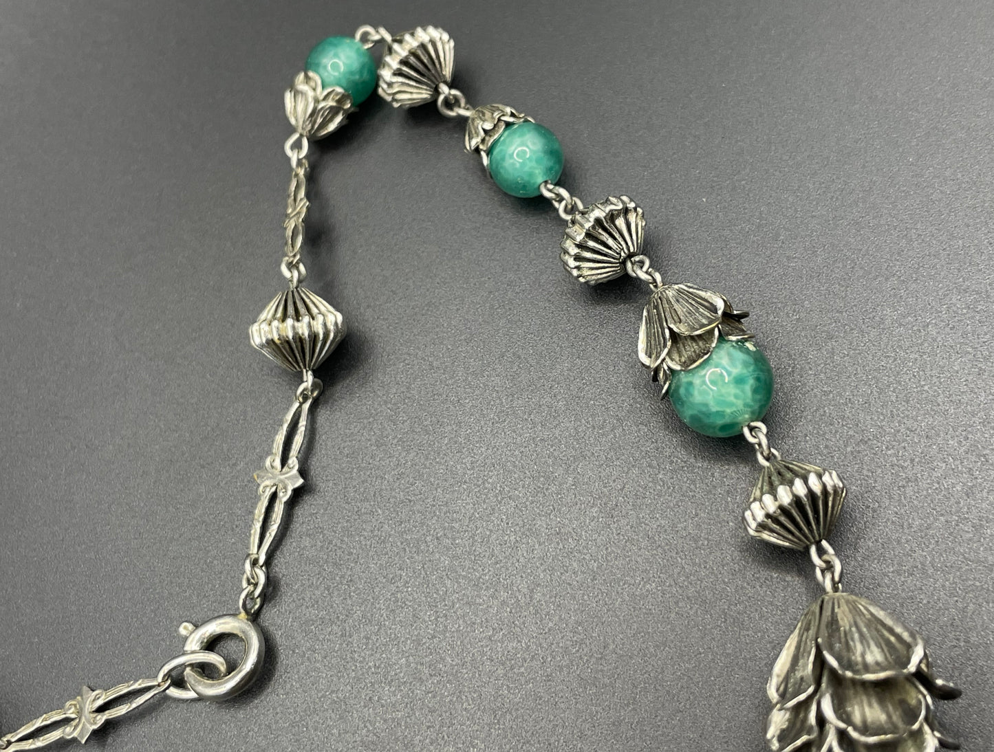 Vintage Jakob Bengel Art Deco machine age silver tone / chrome and green Peking style glass bead chunky geometric statement necklace