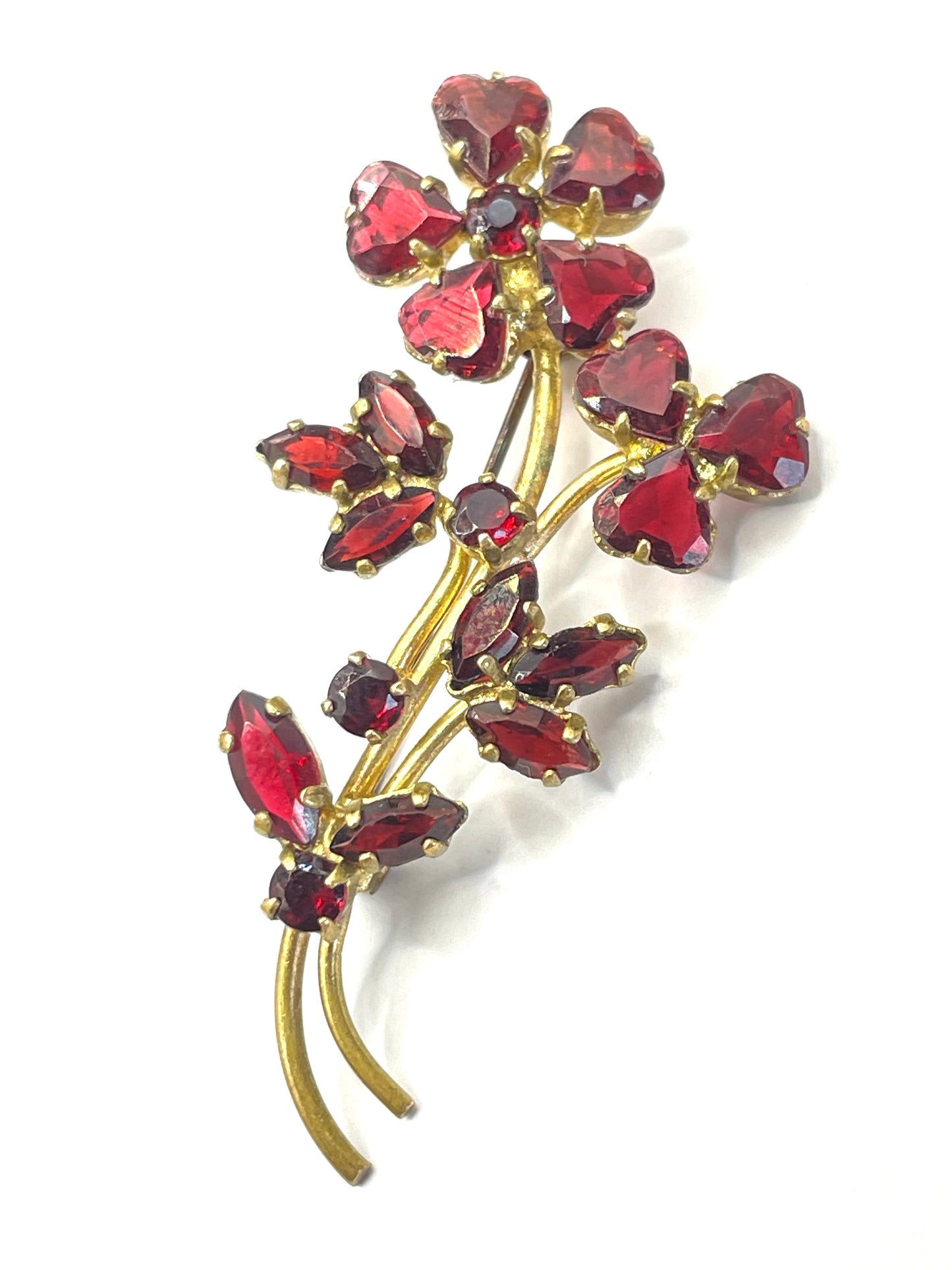 Vintage Art Deco Czech red garnet glass flower bouquet brooch, unusual heart-shaped rhinestones, set open-backed in gold tone