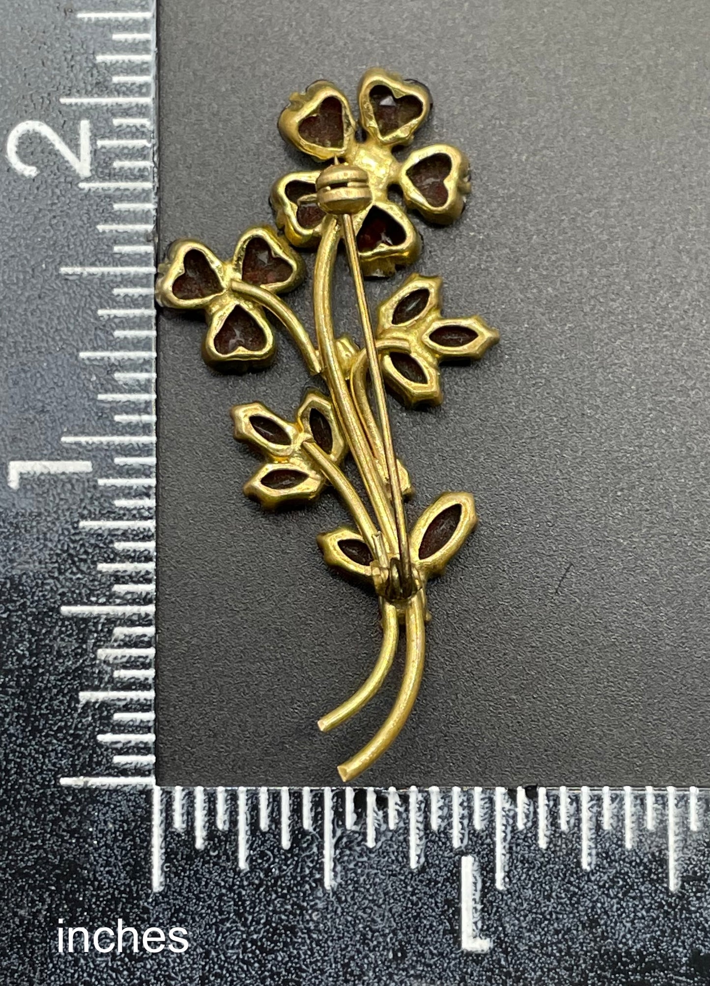 Vintage Art Deco Czech red garnet glass flower bouquet brooch, unusual heart-shaped rhinestones, set open-backed in gold tone