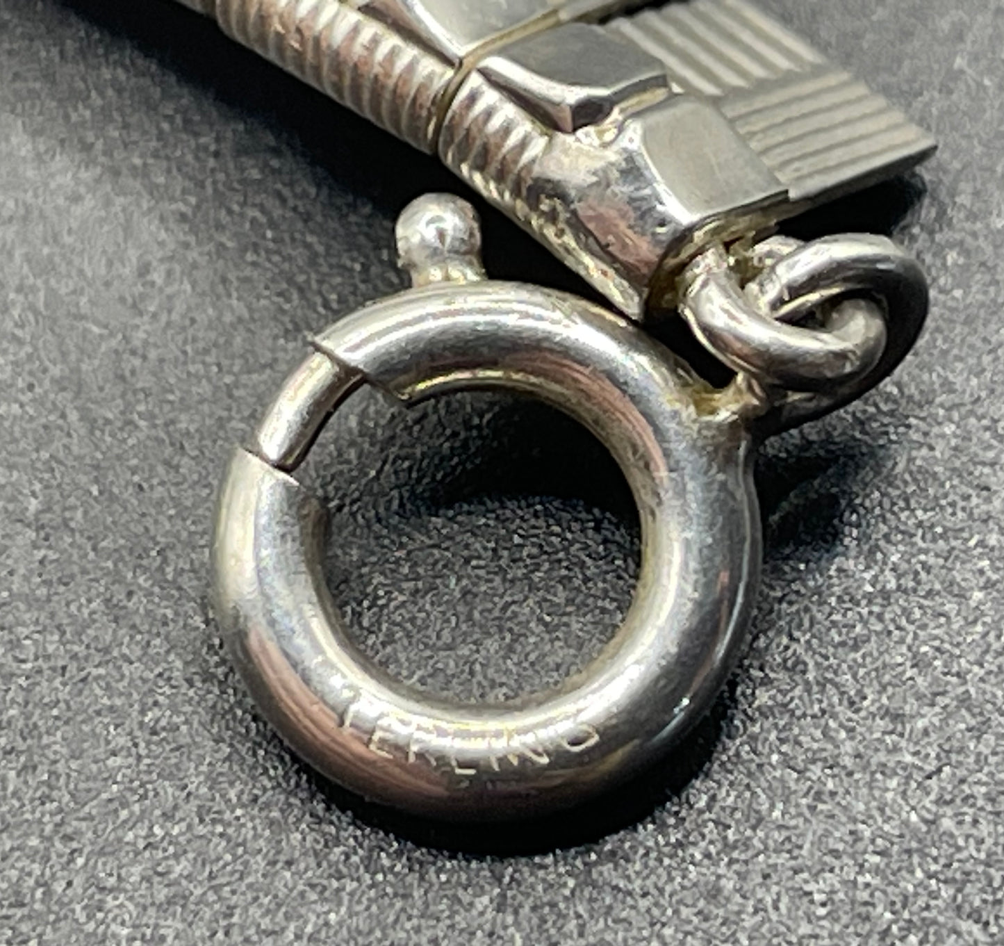 Vintage stamped sterling silver heavy Cleopatra collar necklace, beautiful engine turning, weighs 34 grams, may have light gilding