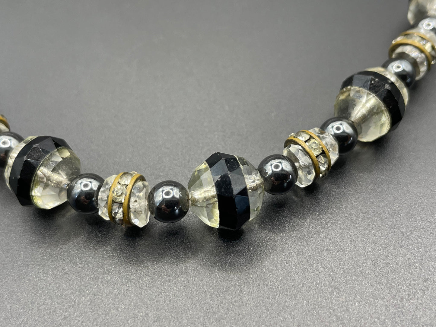 Vintage Art Deco clear and black crystal faceted glass bead necklace with rhinestone rondelle beads with ornate screw clasp