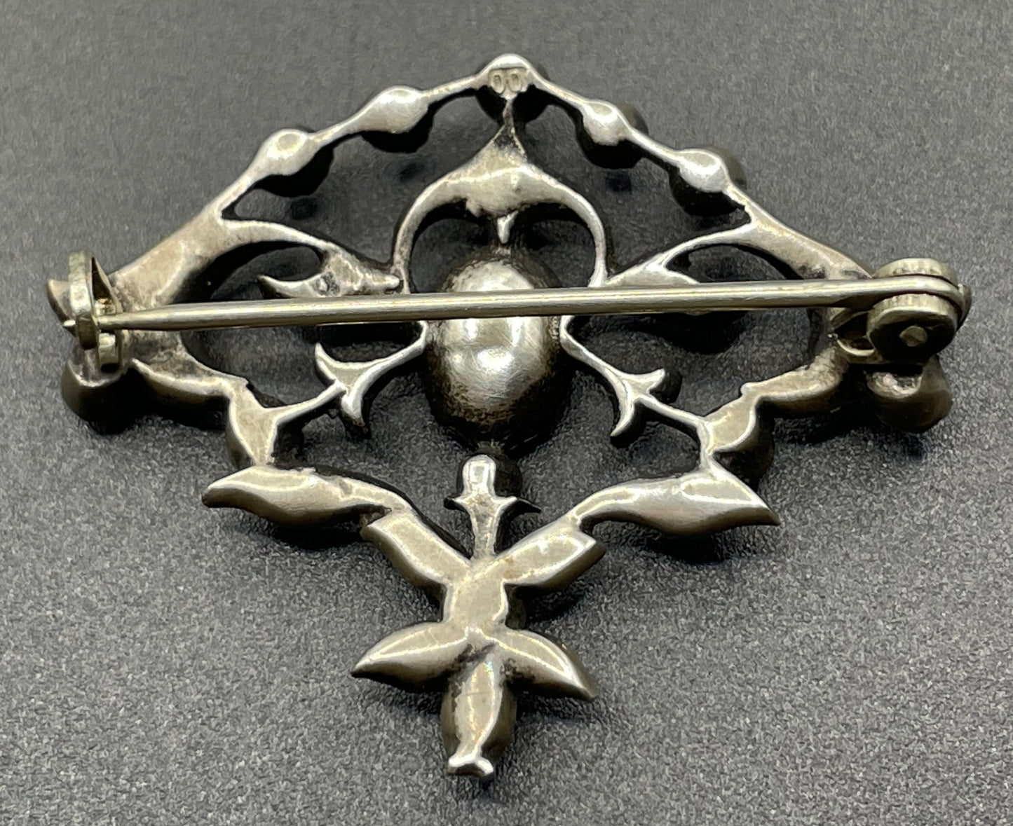 Antique Georgian sterling silver paste brooch, crimped silver settings, hallmarked / stamped 00