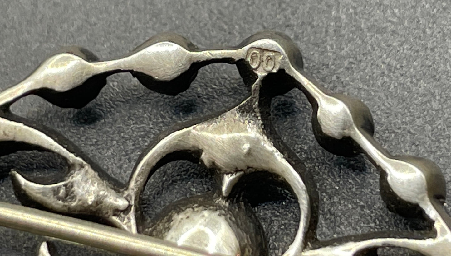 Antique Georgian sterling silver paste brooch, crimped silver settings, hallmarked / stamped 00