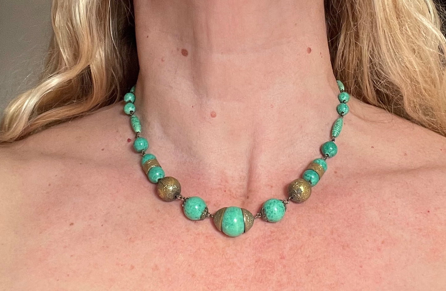Vintage Louis Rousselet Art Deco green Peking style glass and ornate gold tone bead necklace, wired moulded glass beads
