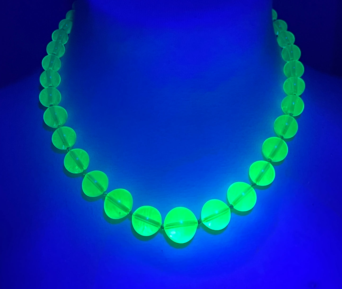 Vintage uranium glass round bead graduated Art Deco necklace - fabulous beads that glow under UV light, individually hand-knotted