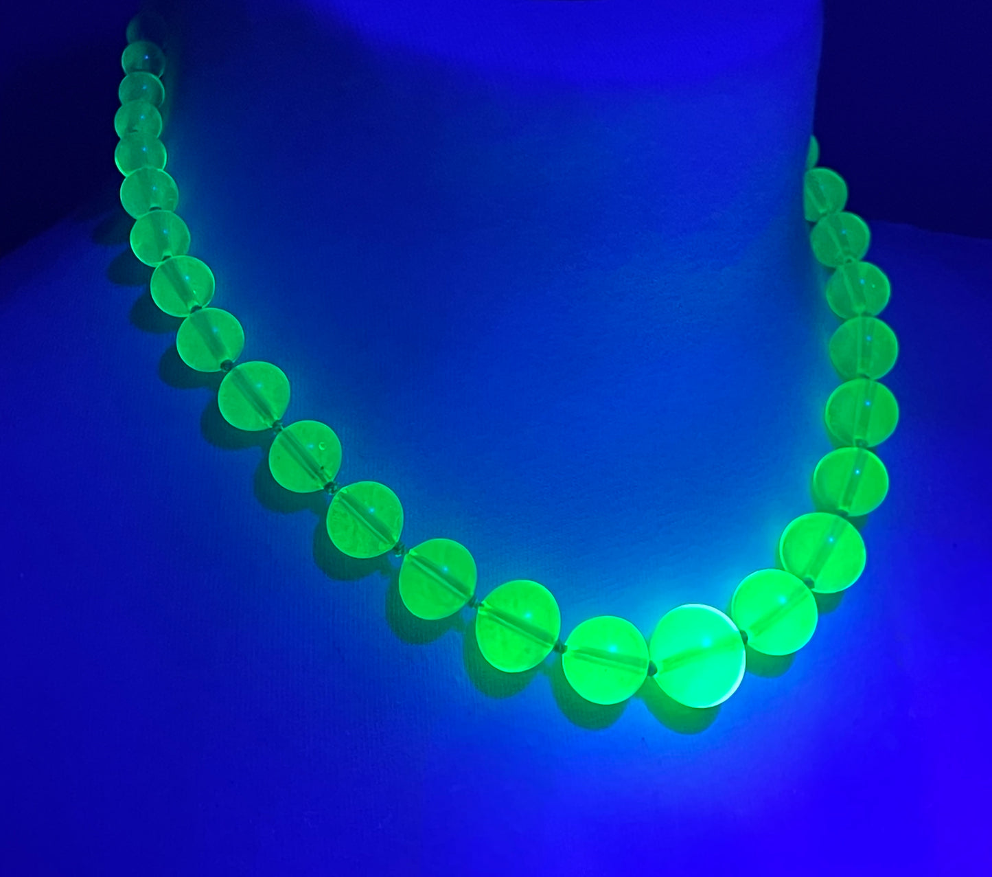 Vintage uranium glass round bead graduated Art Deco necklace - fabulous beads that glow under UV light, individually hand-knotted
