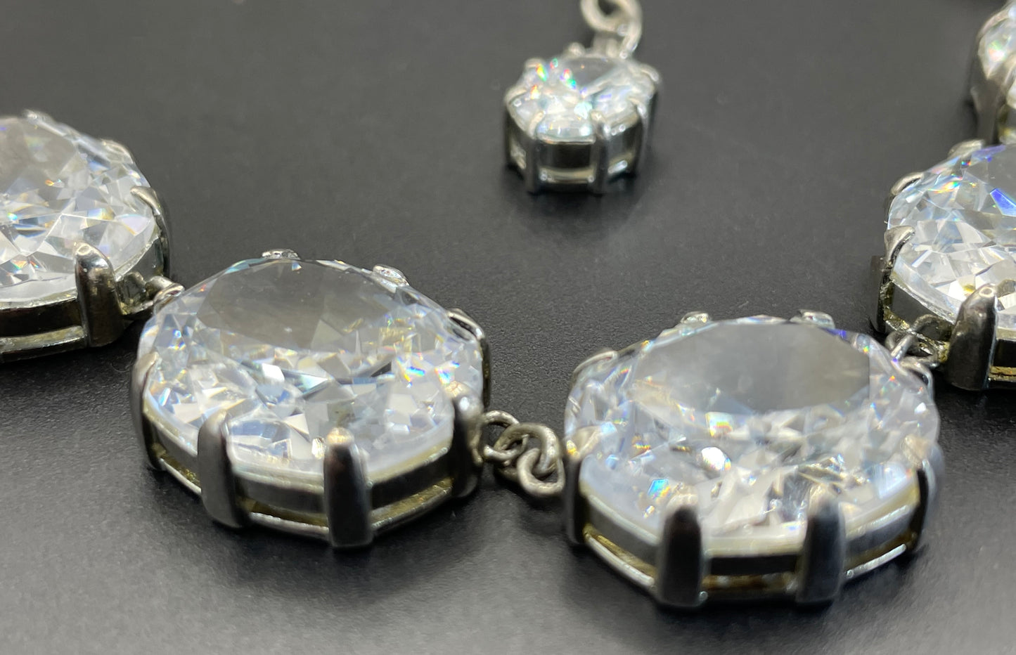 Stunning clear glass rhinestone and silver tone Newbridge silverware riviere necklace, heavy piece of amazing quality