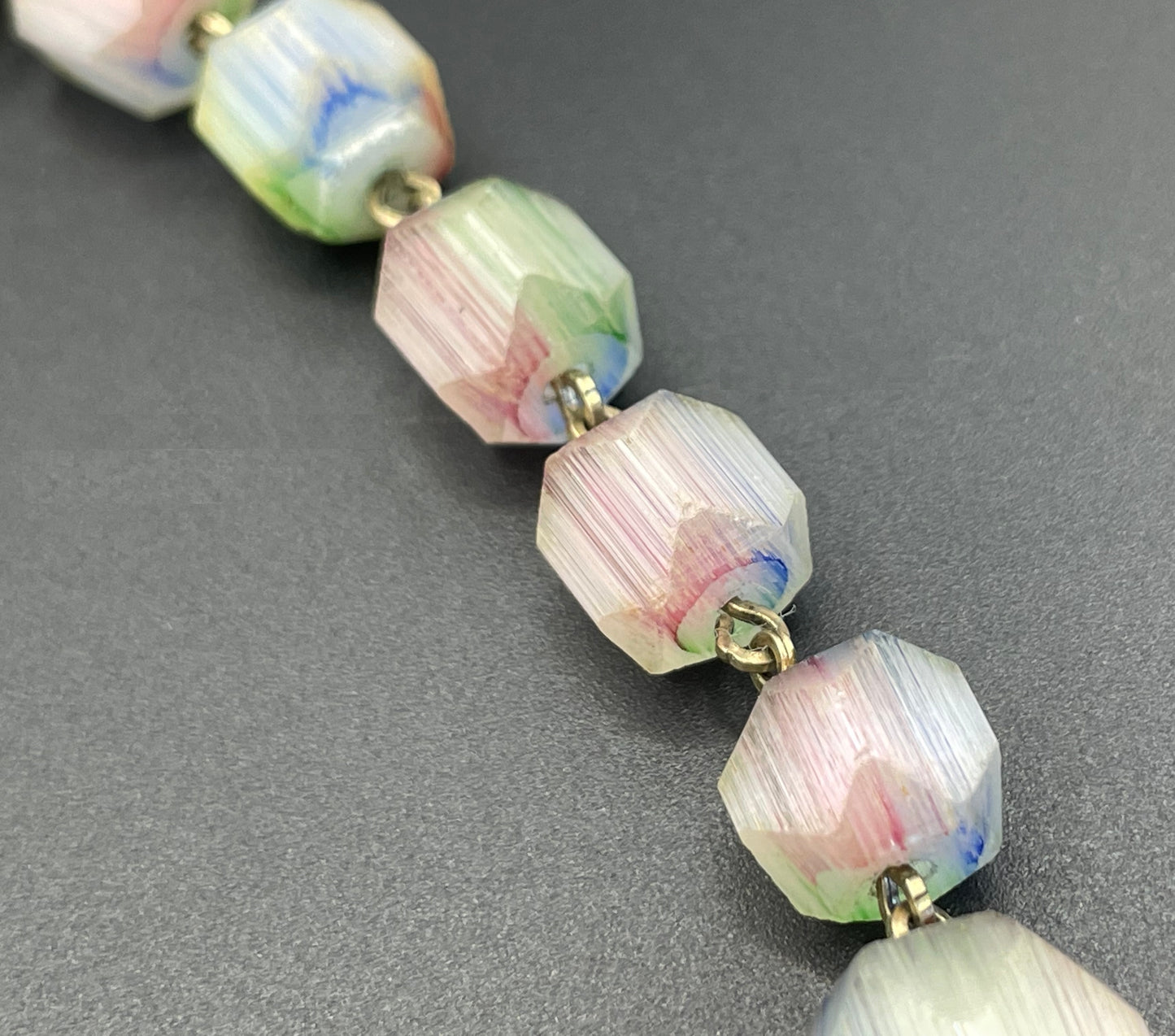 Vintage Art Deco Czech satin 'rhubarb' glass faceted bead necklace on rolled gold wire