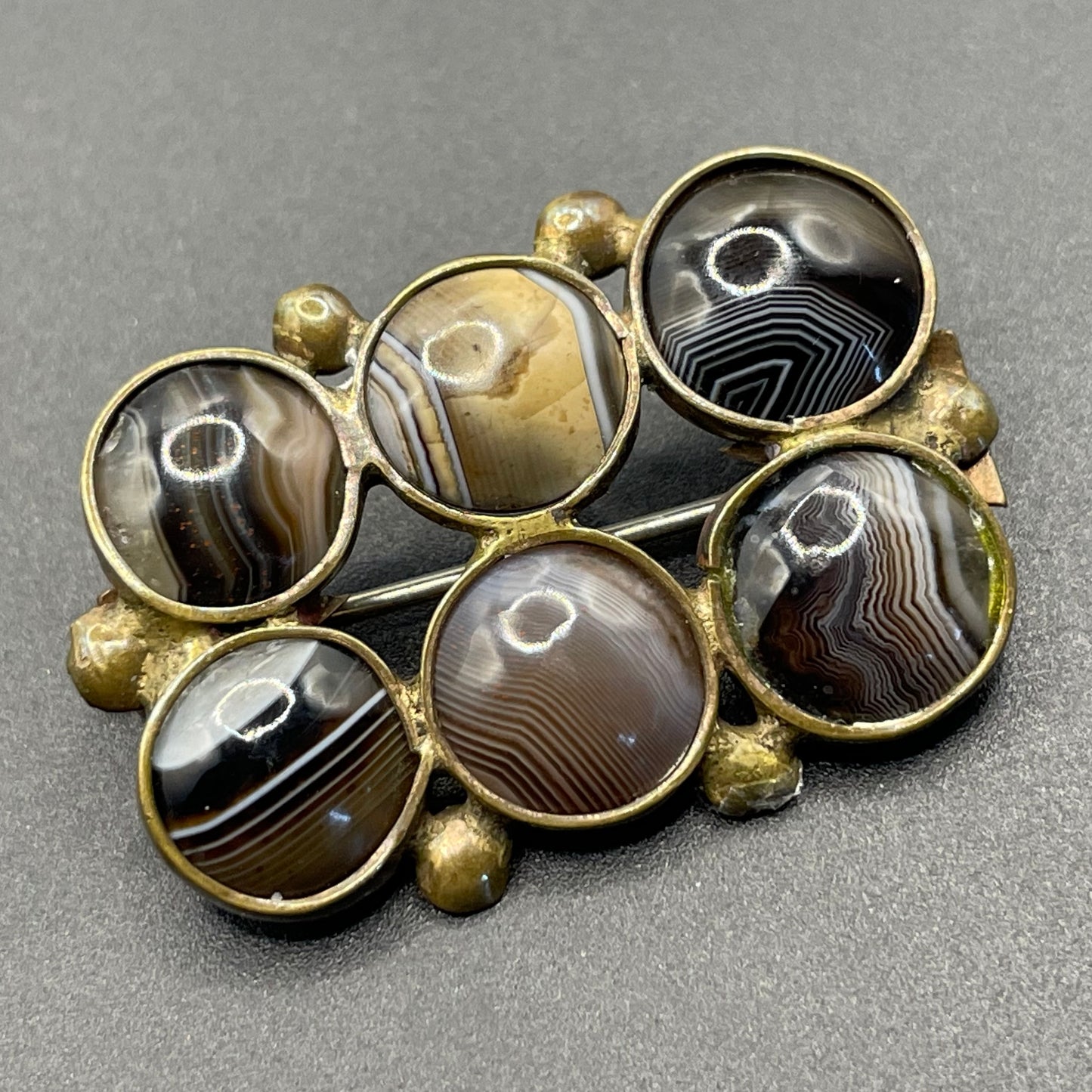Antique / vintage gold tone brown and white banded agate six cabochon brooch