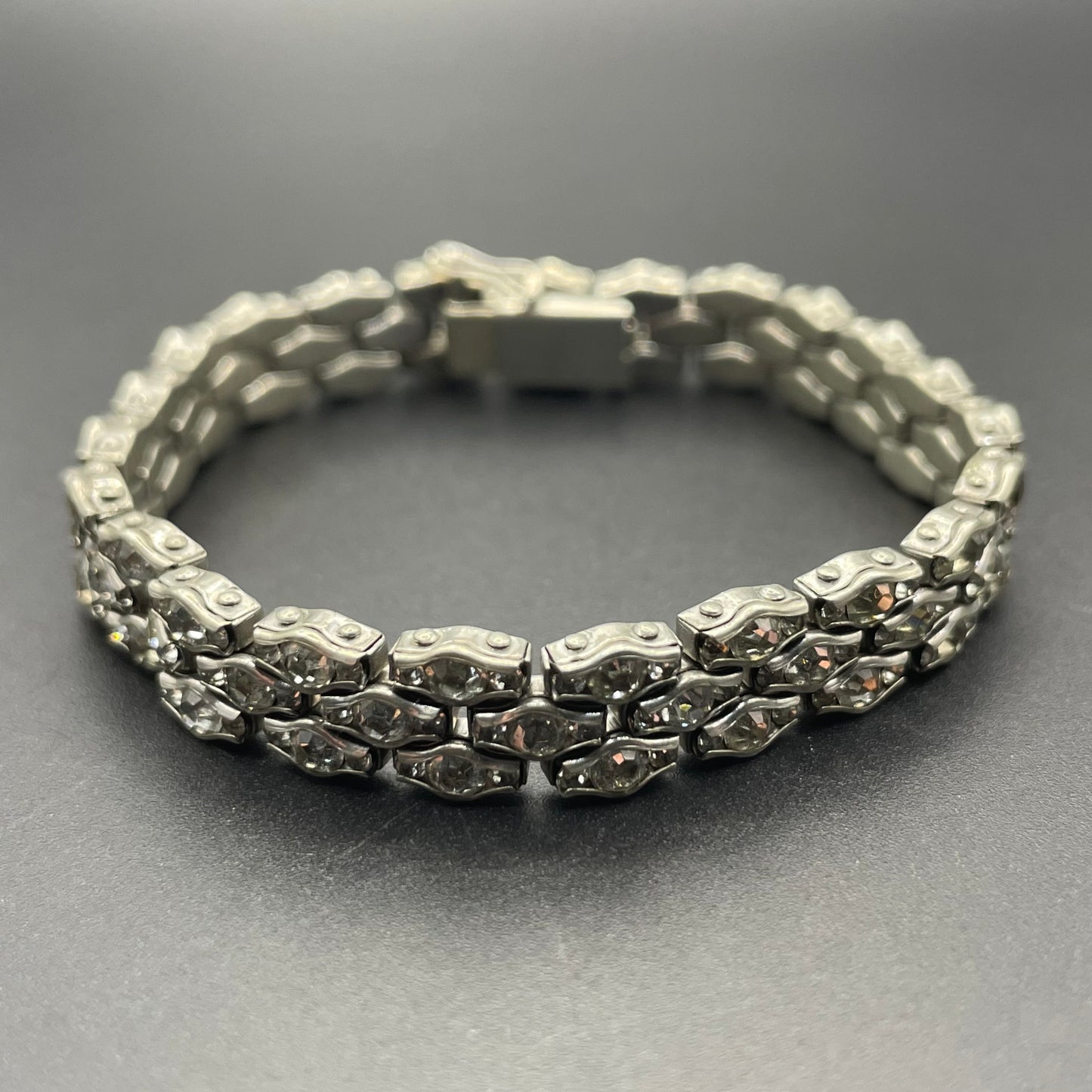 Vintage Art Deco unsigned Schreiber & Hiller channel set paste rhinestone geometric machine age cocktail bracelet