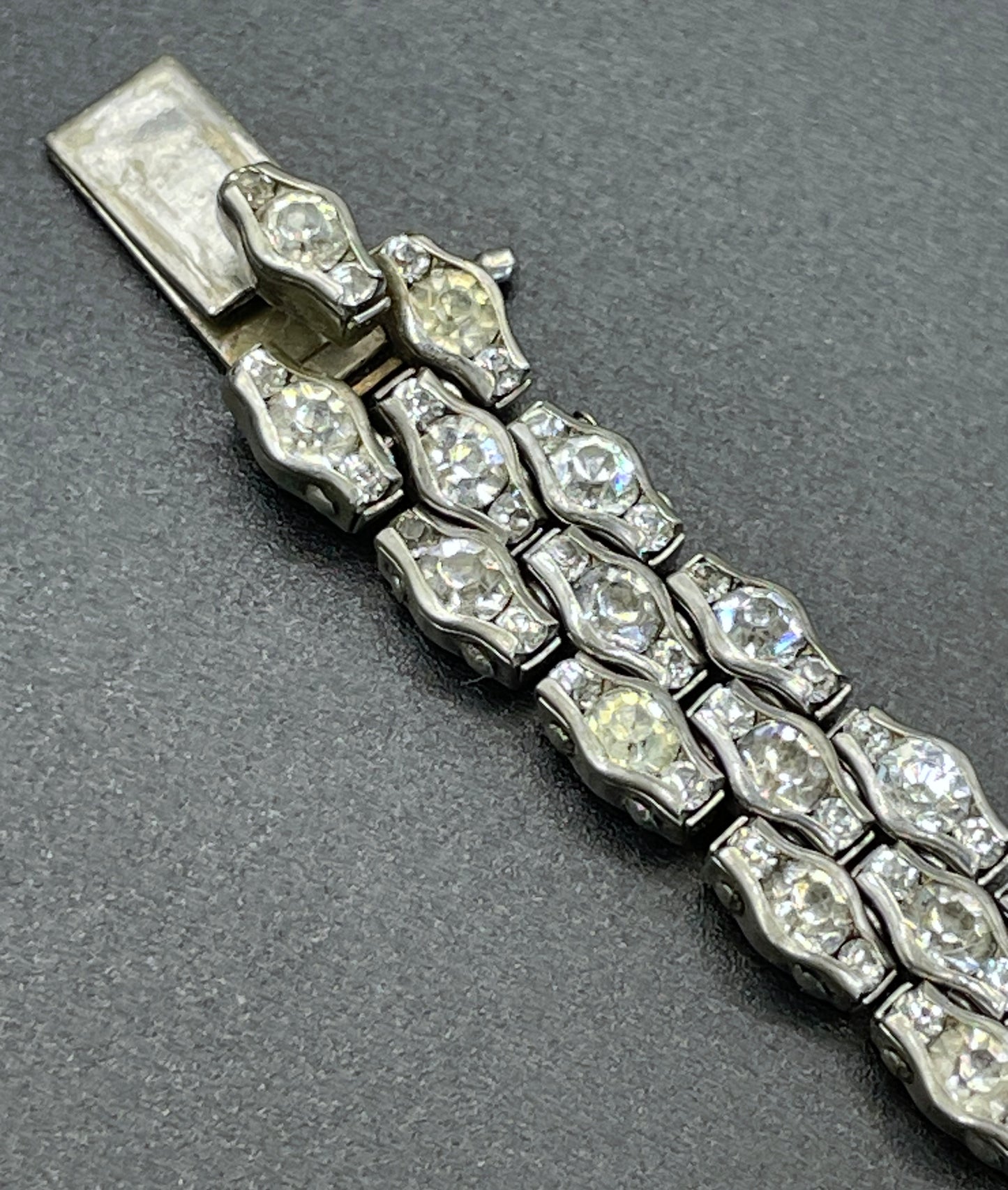 Vintage Art Deco unsigned Schreiber & Hiller channel set paste rhinestone geometric machine age cocktail bracelet