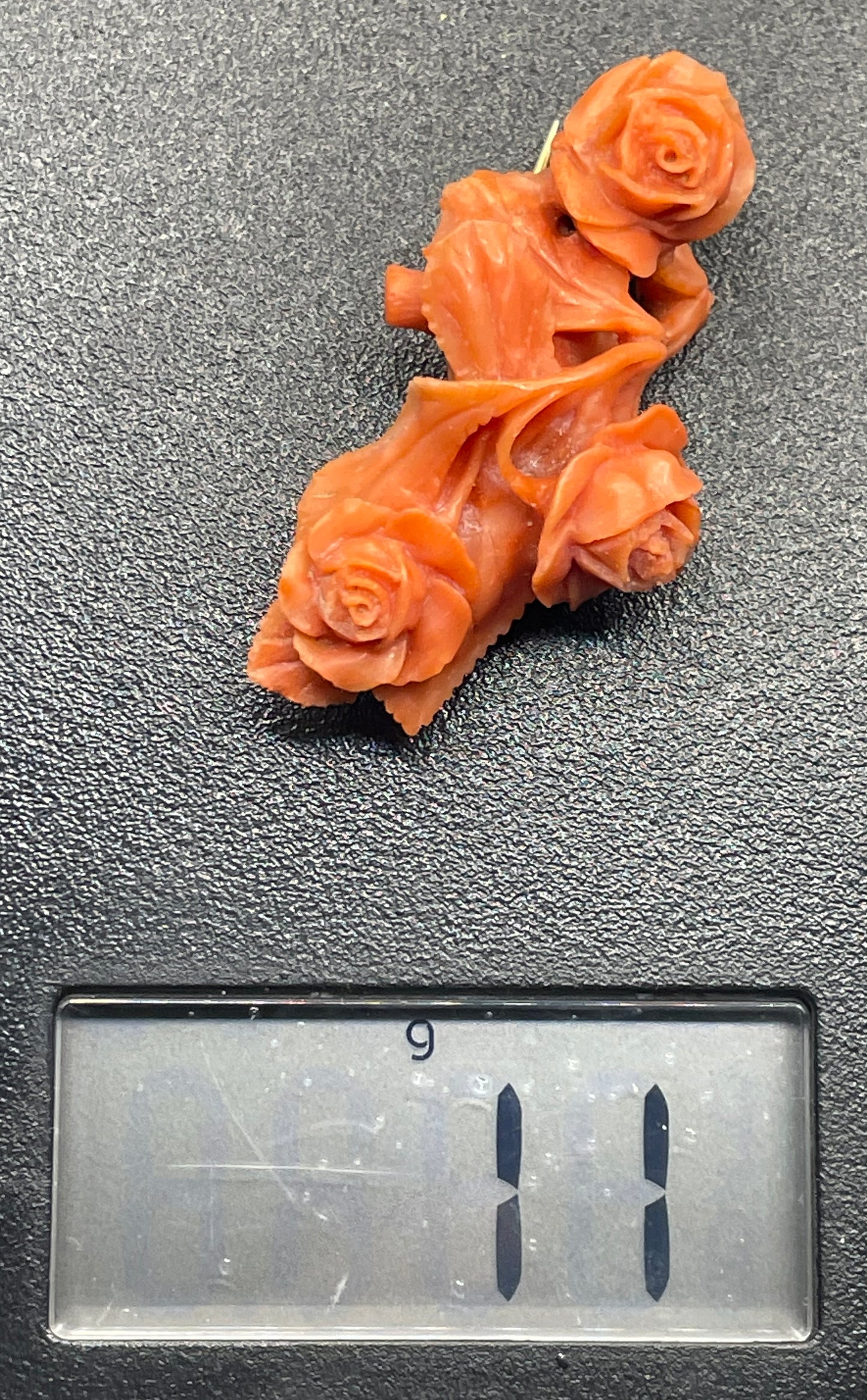 Antique Victorian carved coral and yellow metal rose flower design brooch (with pendant converter), possibly unmarked gold pin, 11 grams