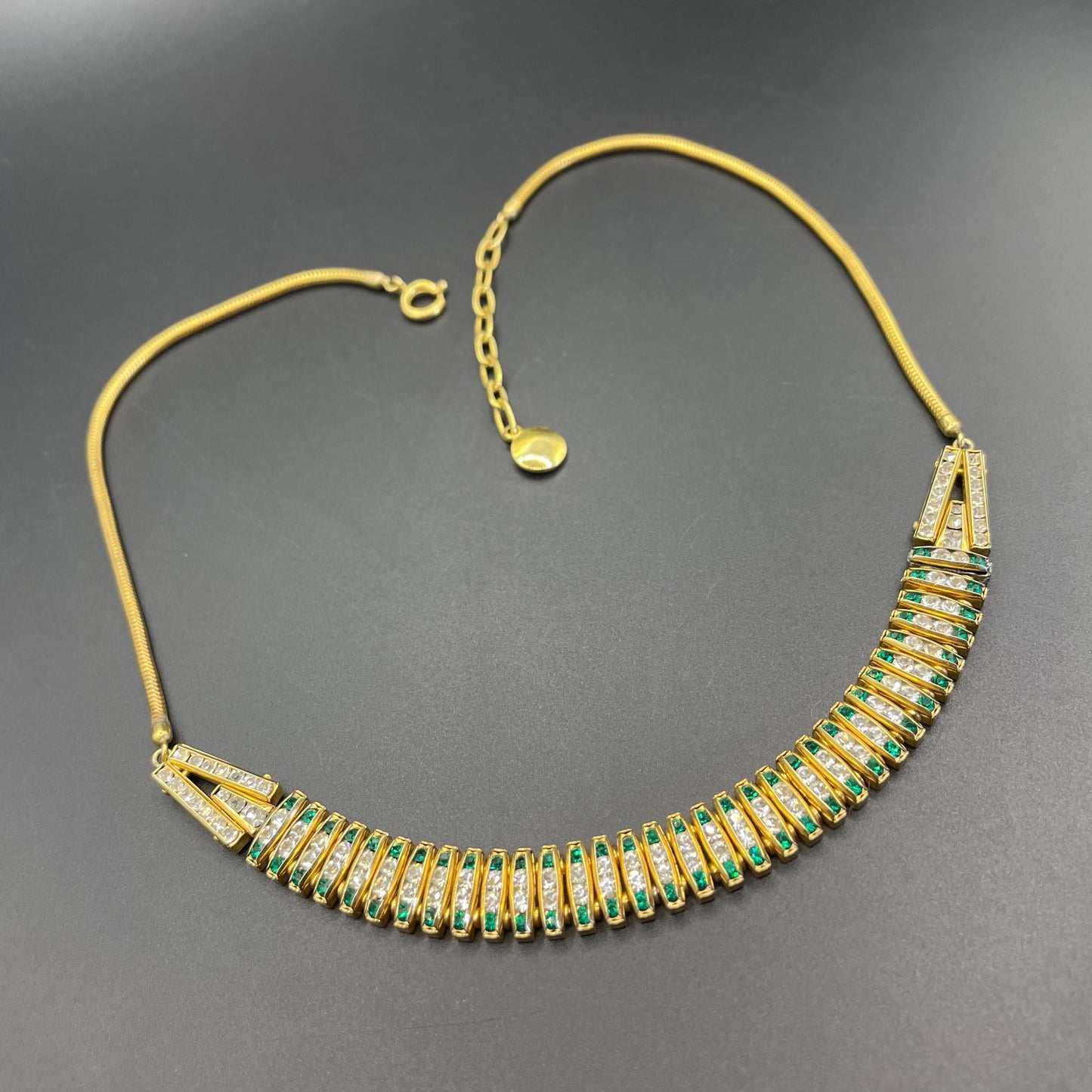 Vintage unsigned Esha Randel by Schreiber & Hiller Art Deco emerald green and clear paste rhinestone gold tone gilt machine age necklace