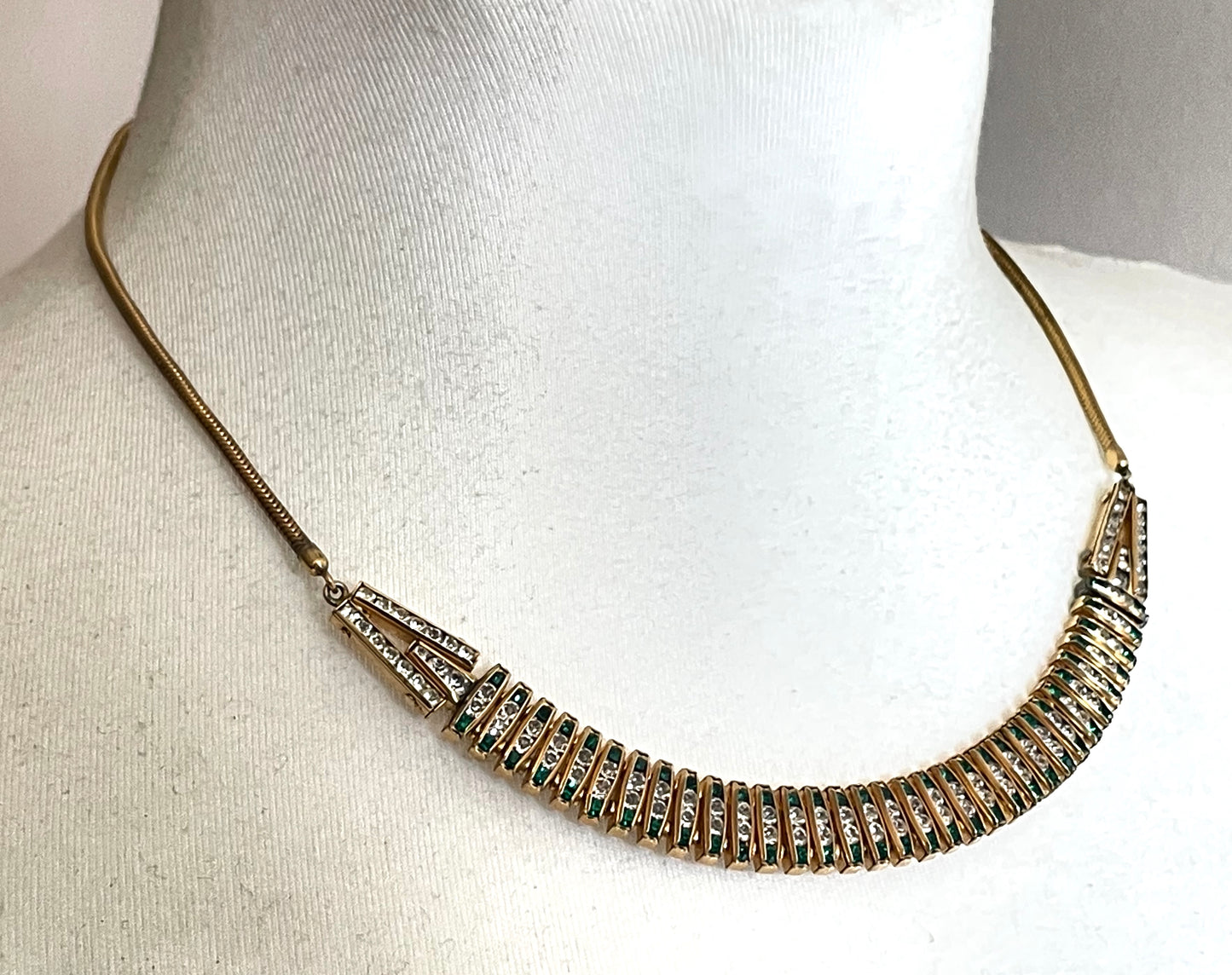 Vintage unsigned Esha Randel by Schreiber & Hiller Art Deco emerald green and clear paste rhinestone gold tone gilt machine age necklace
