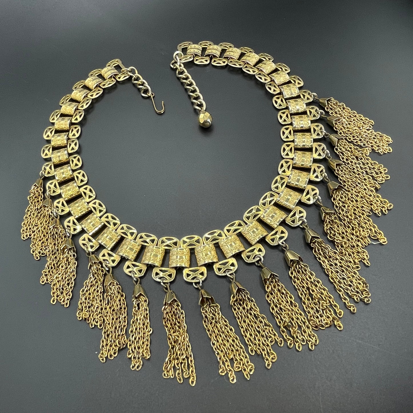 Vintage gold tone bookchain style chain link fringe necklace, Miriam Haskell style
