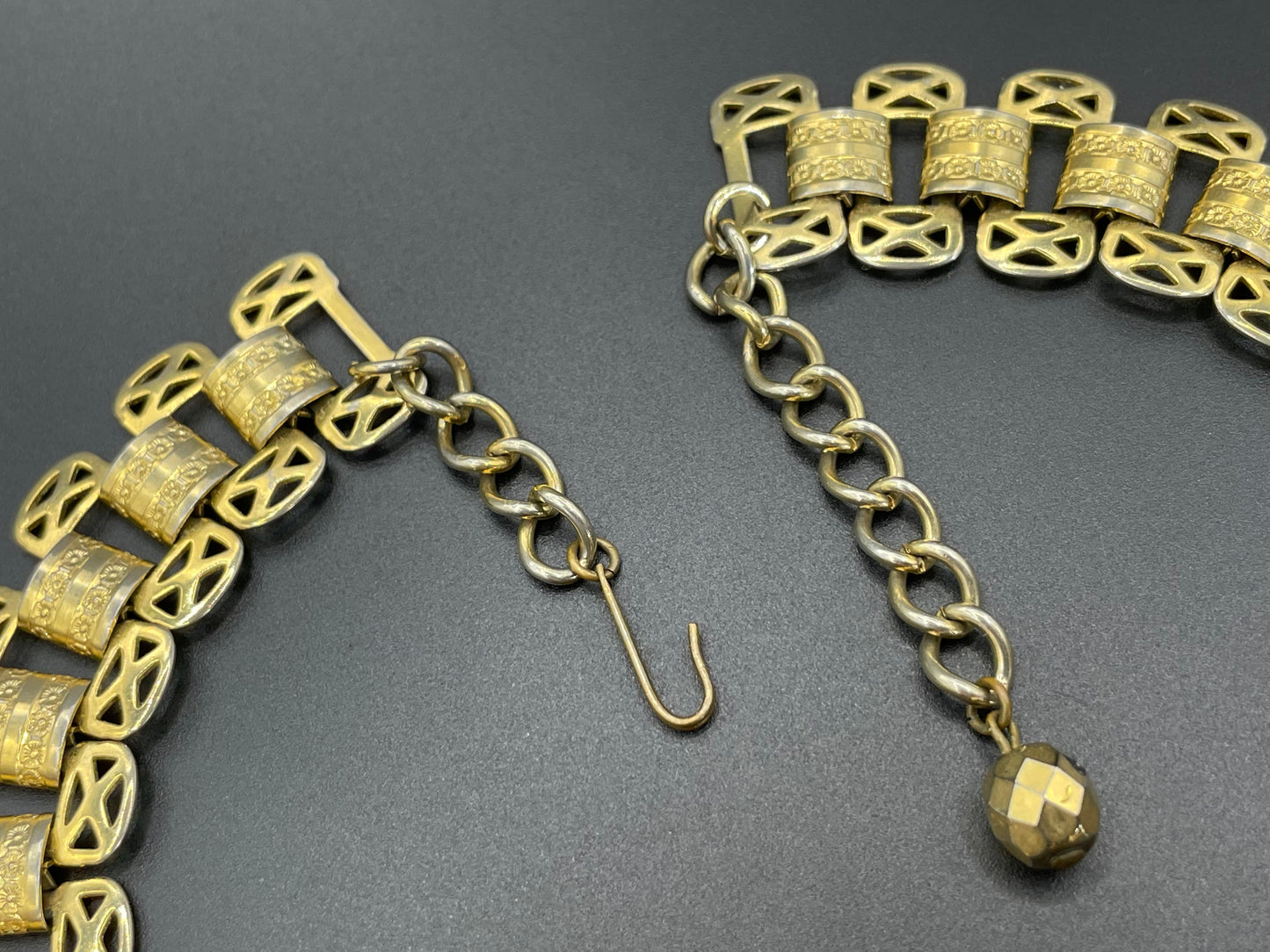 Vintage gold tone bookchain style chain link fringe necklace, Miriam Haskell style