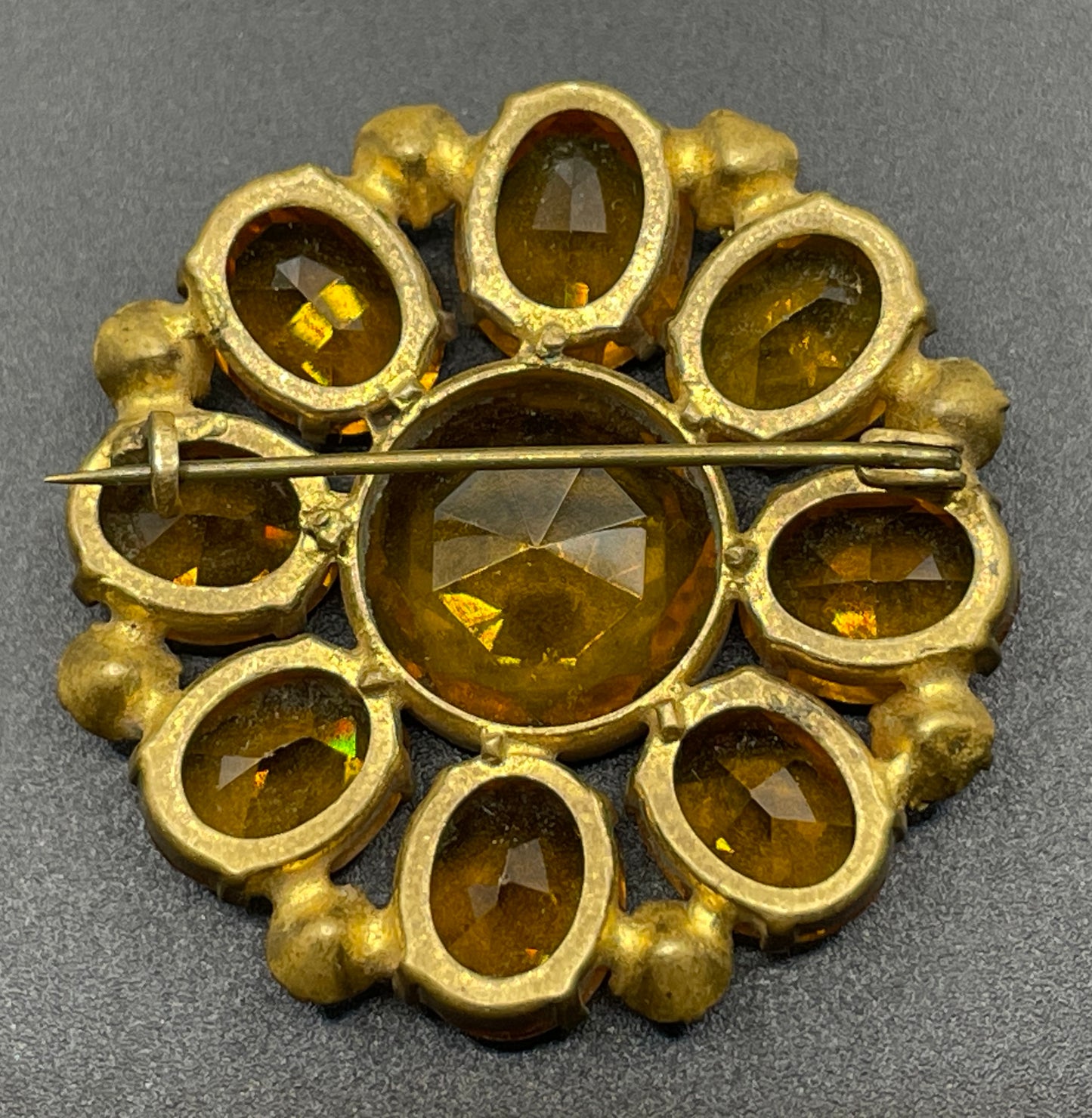 Vintage Art Deco citrine yellow glass rhinestone, open-backed, antique gold tone brooch pin, stunning sunshine colour