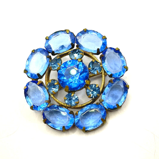 Vintage Art Deco sapphire blue open-backed paste rhinestone and gold tone filigree Czech crystal brooch pin, stunning cornflower blue
